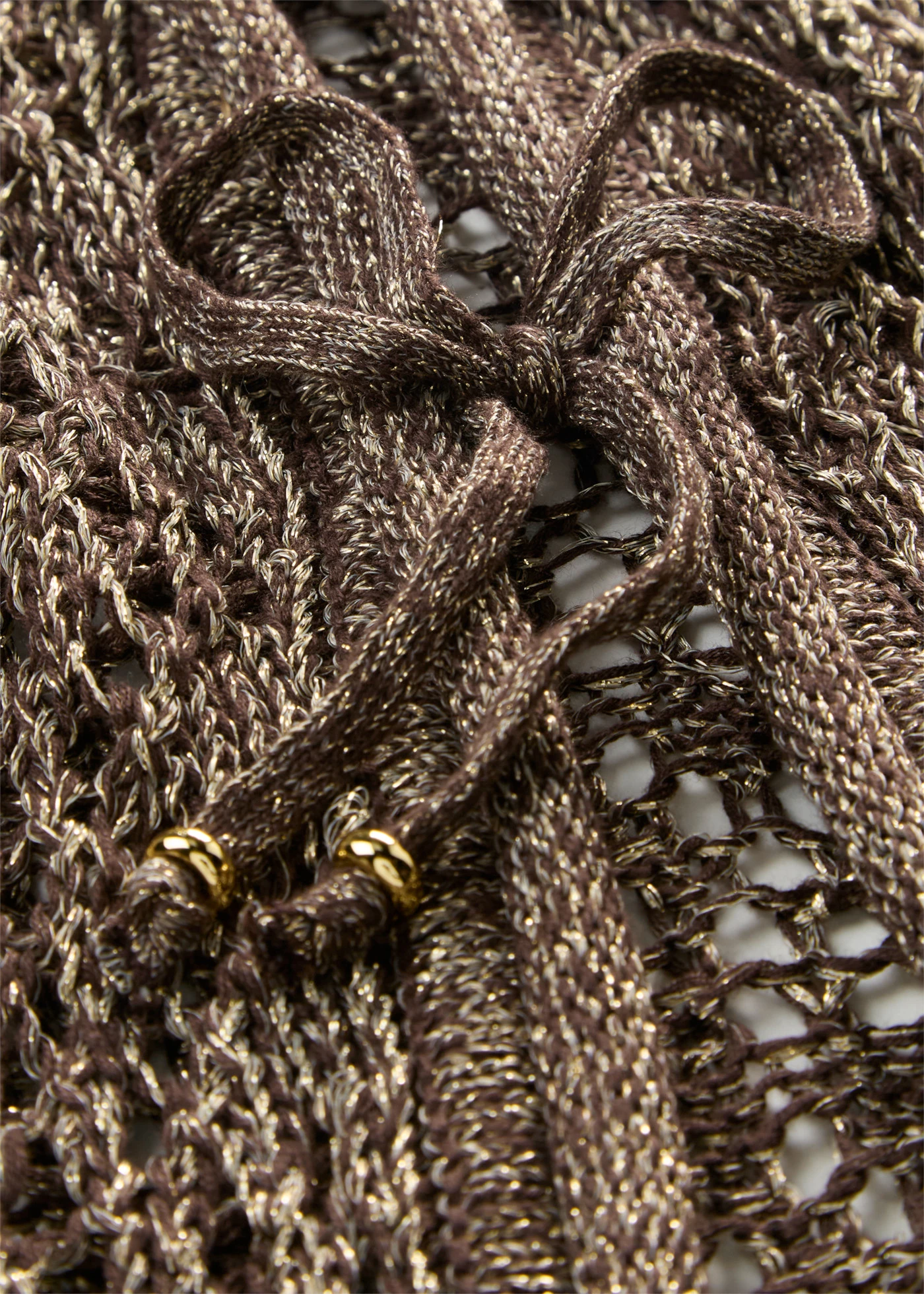 Ajour gebreid vest met viscose en glittergaren • donkerbruin/metallic goud • product-page.page-title-suffix