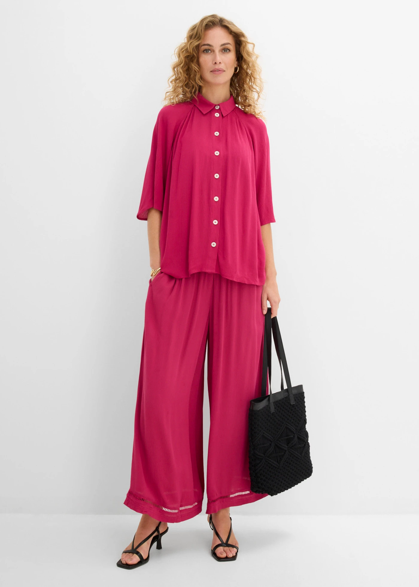Bluzka oversize ze strukturalnej wiskozy • jeżynowy • sklep bonprix
