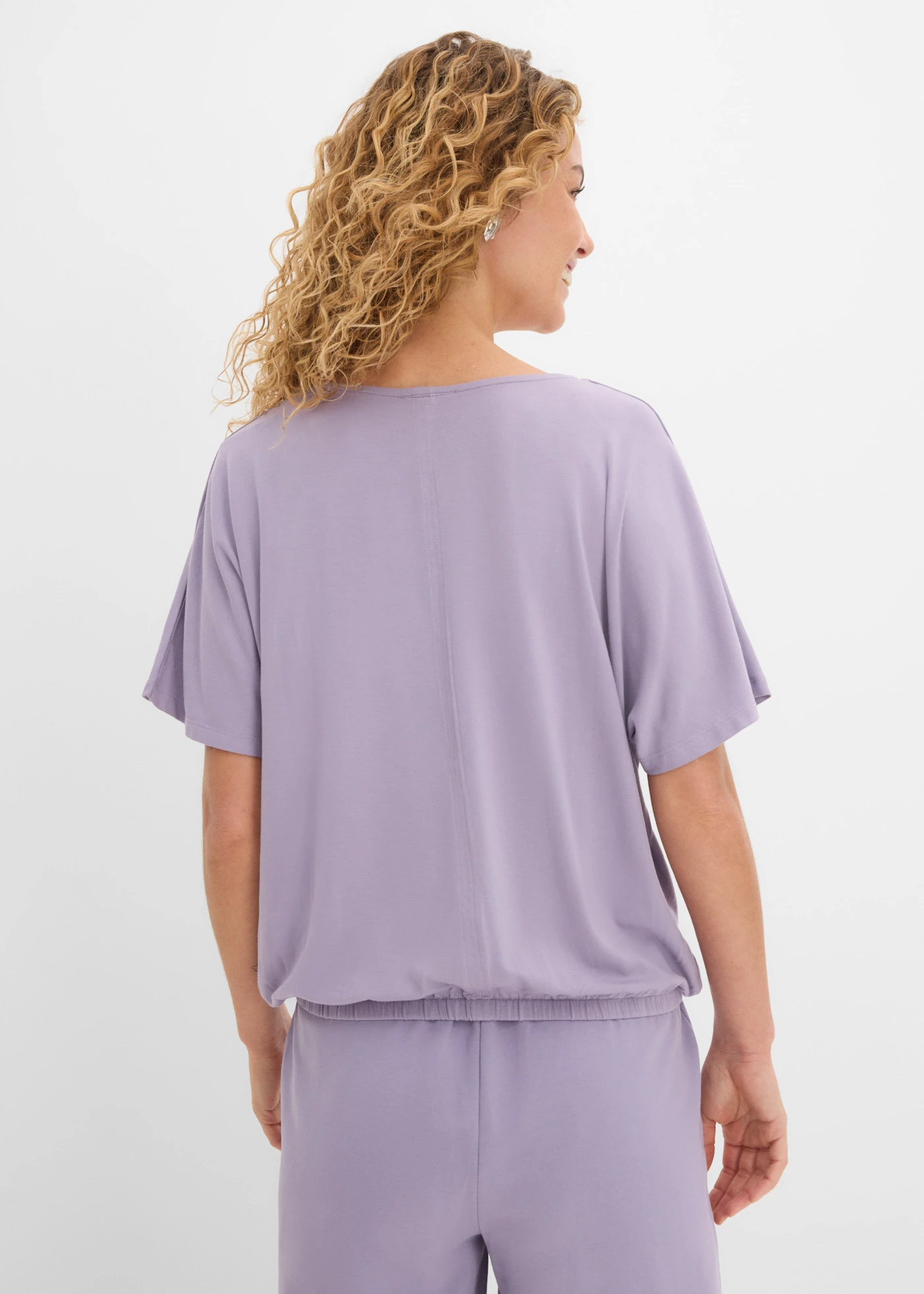 Oversized shirt in een viscosemix • rookviolet • product-page.page-title-suffix