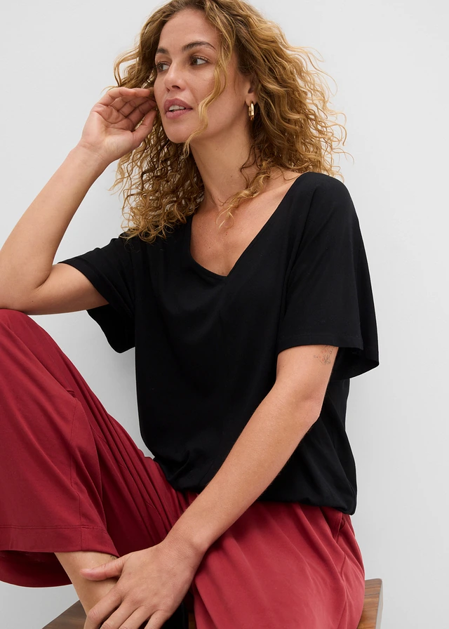 Bluză oversize din mix moale cu viscoză • negru • magazin bonprix