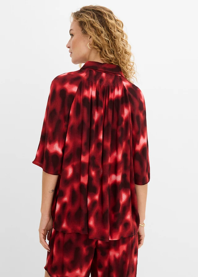 Bluză oversize din viscoză cu textură • alb-fildeş-roșu-arțar-corai mat-maro închis cu imprimeu • magazin bonprix