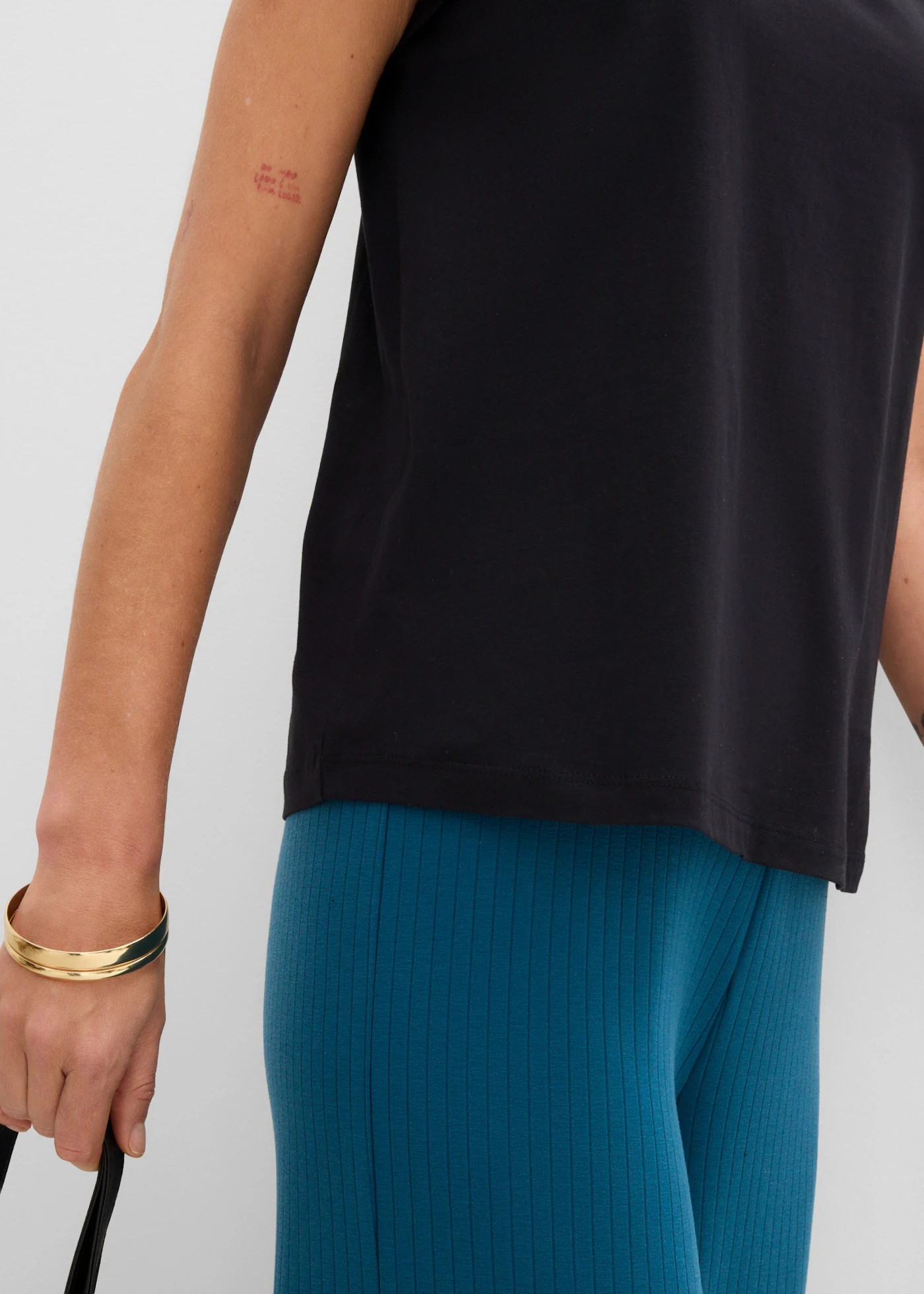 T-shirt 100% coton • noir • product-page.page-title-suffix