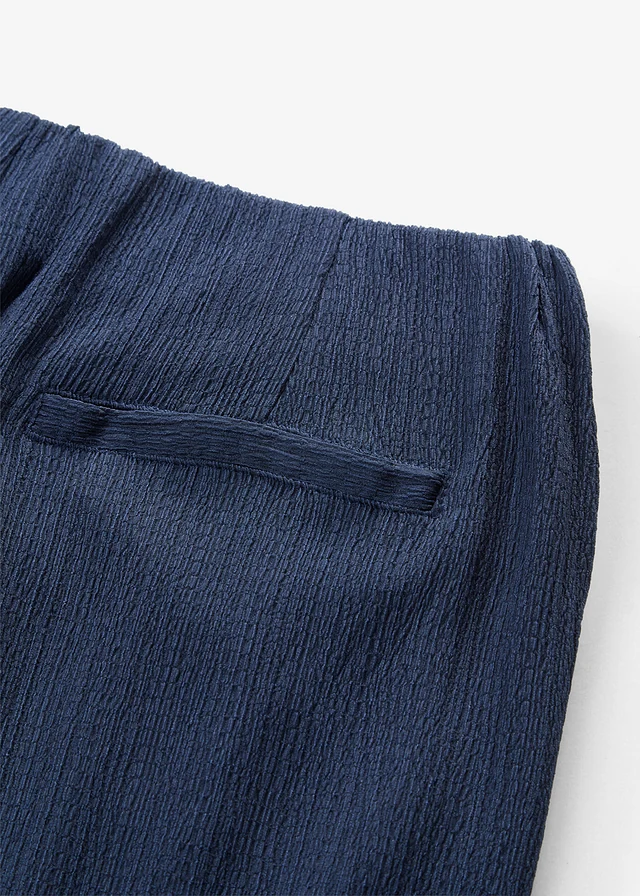 Culotte nohavice zo štruktúrovaného materiálu • tmavomodrá • obchod bonprix