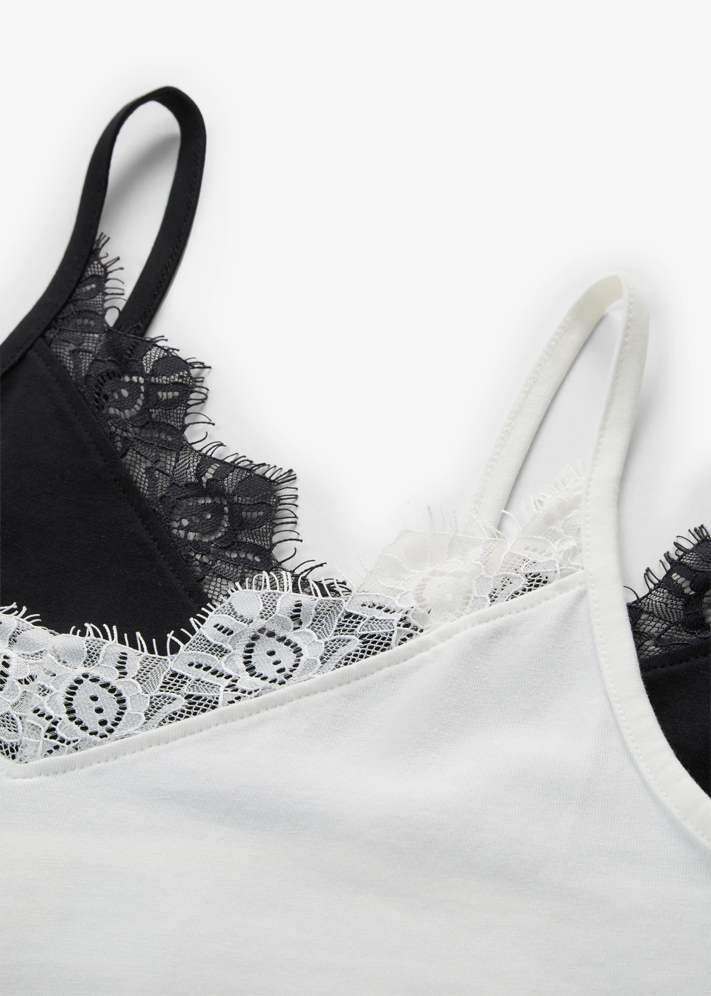 Top cu dantelă (set/2 buc.) • ecru+negru • magazin bonprix