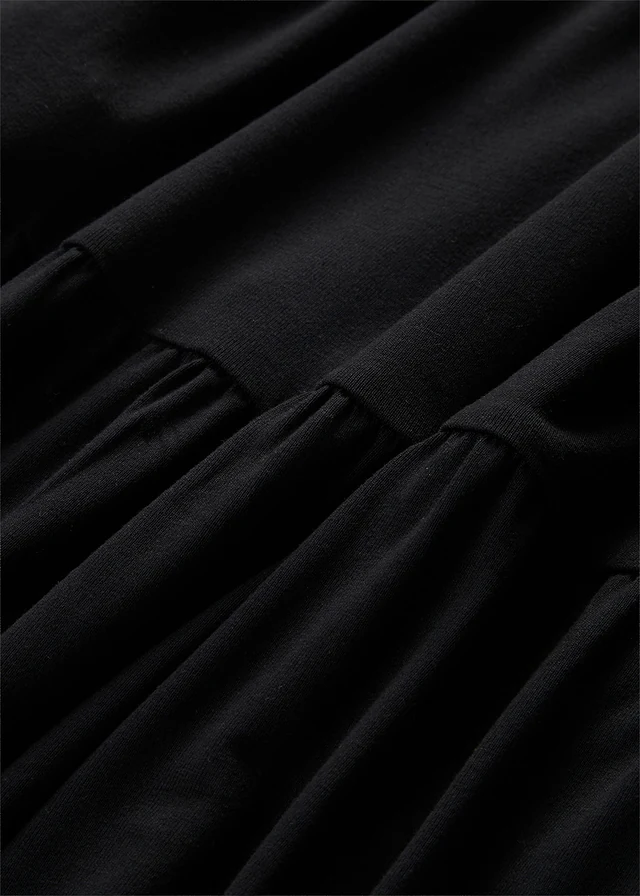 Jupe étagée en viscose fluide et extensible • noir • Boutique bonprix