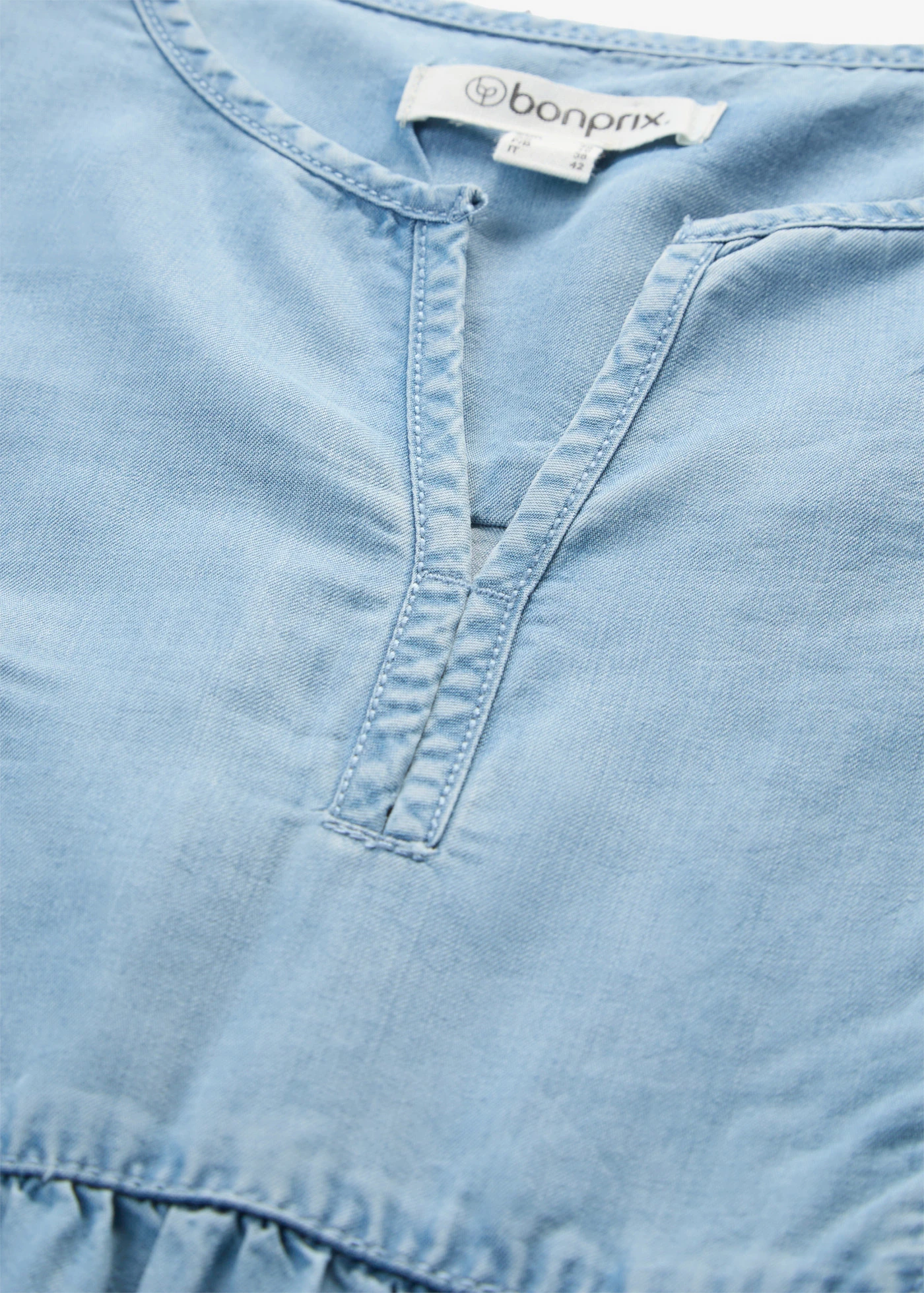 Robe en lyocell • bleu clair denim • Boutique bonprix