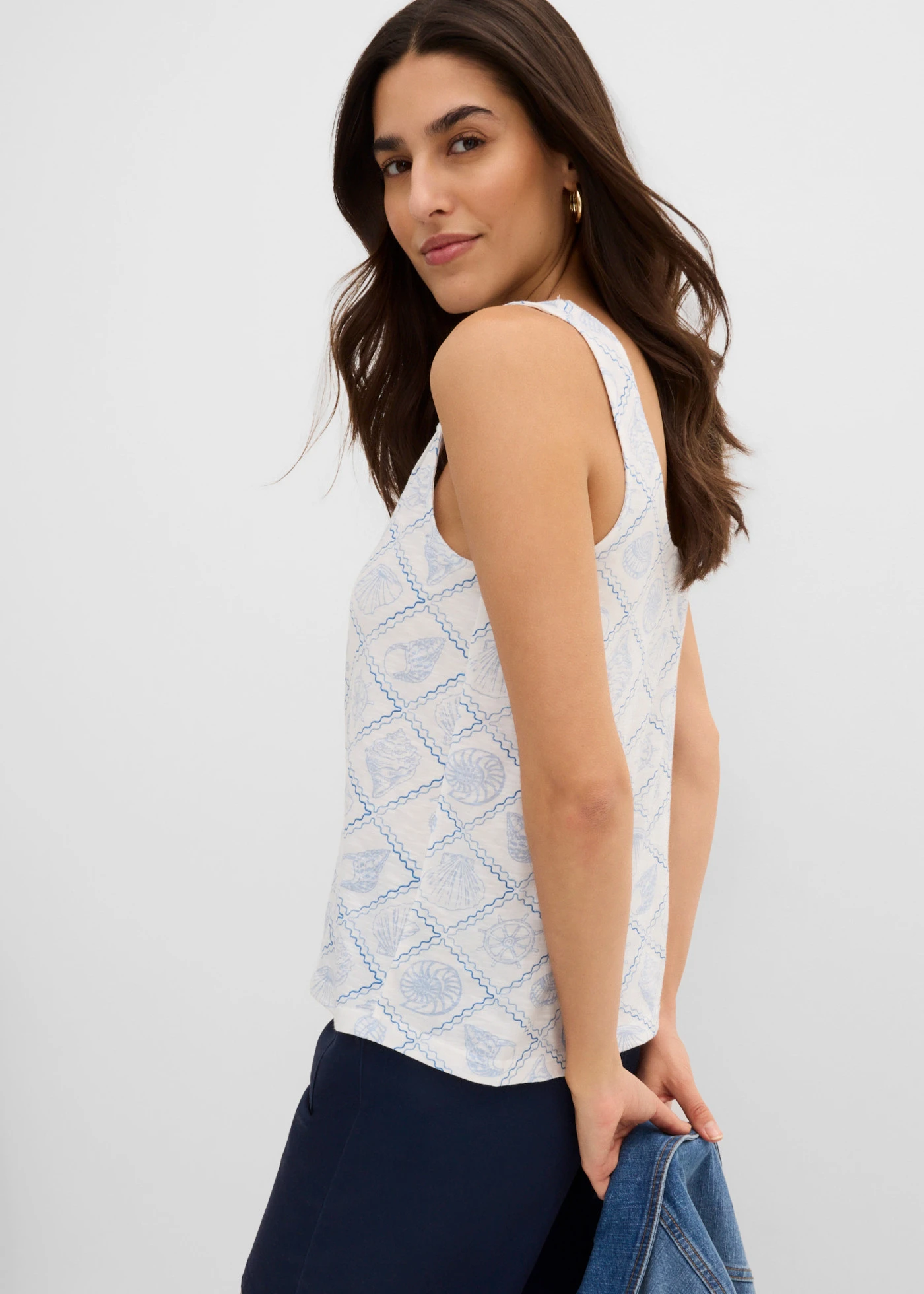 Maiou sport din bumbac organic 100% • ecru-bleu cu imprimeu • magazin bonprix