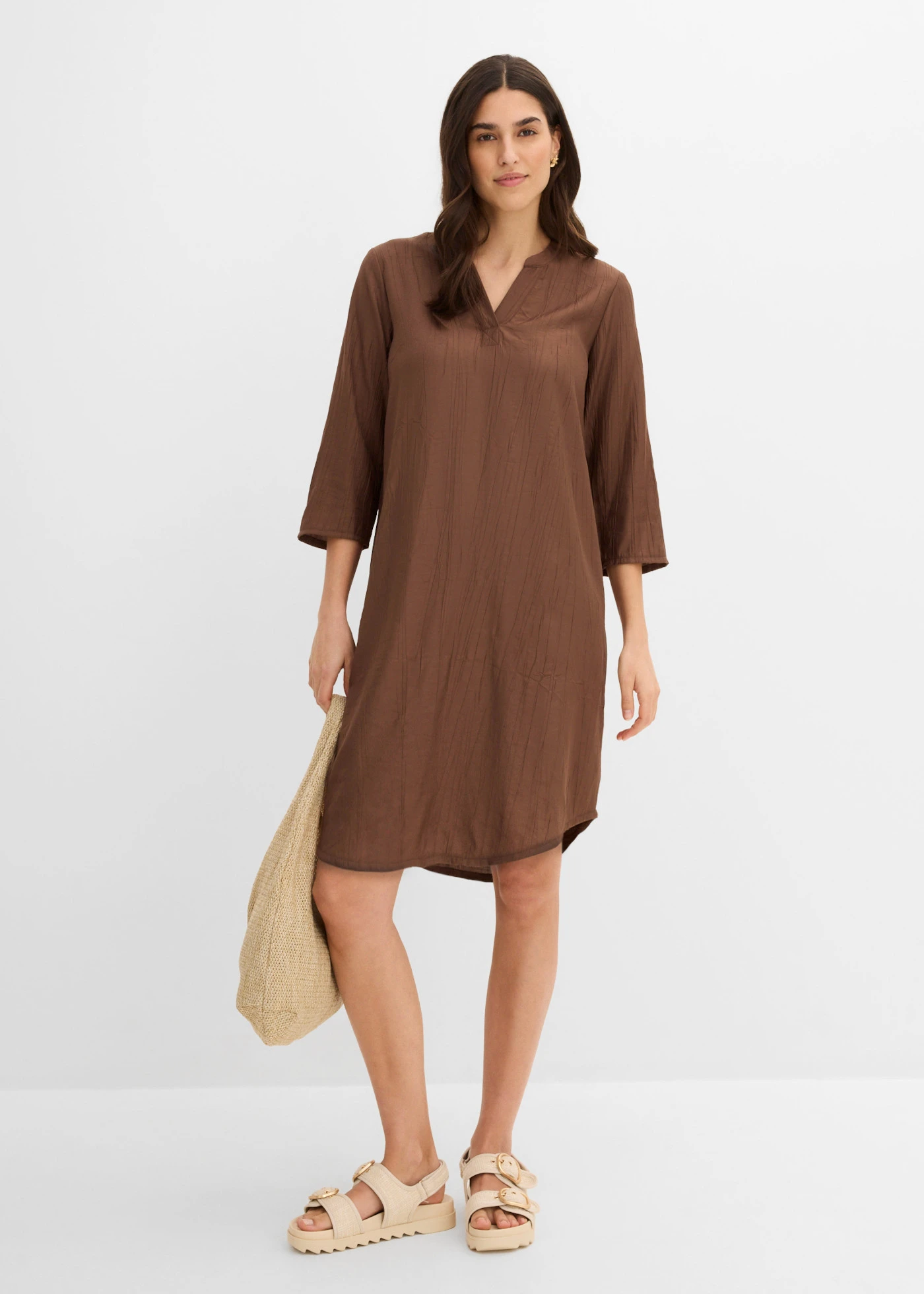 Robe-tunique texturée en viscose majoritaire • marron • product-page.page-title-suffix