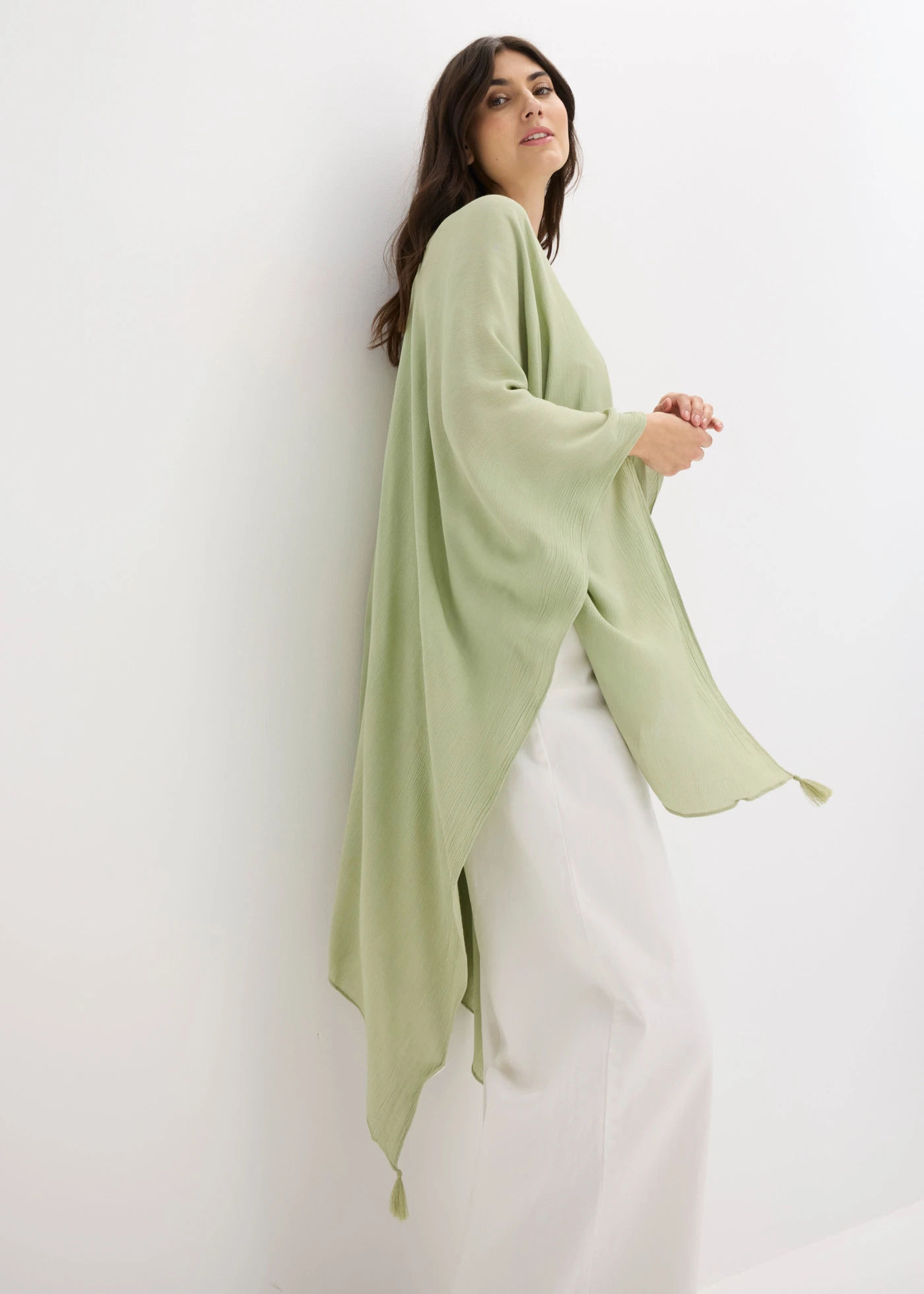 Zomerponcho van viscose • lichtgroen • bonprix online shop