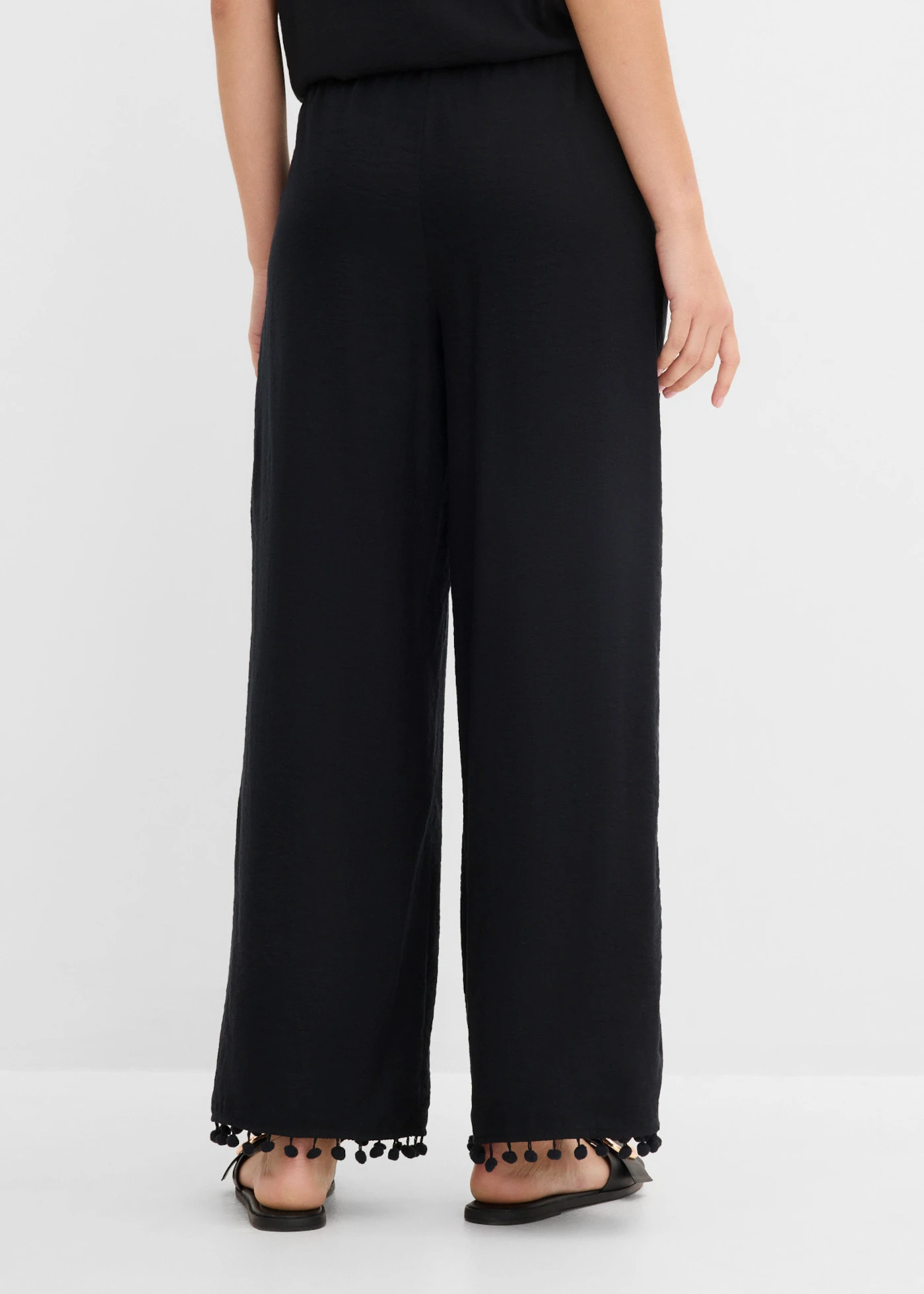 Pantalon fluide à taille élastiquée • noir • Boutique bonprix