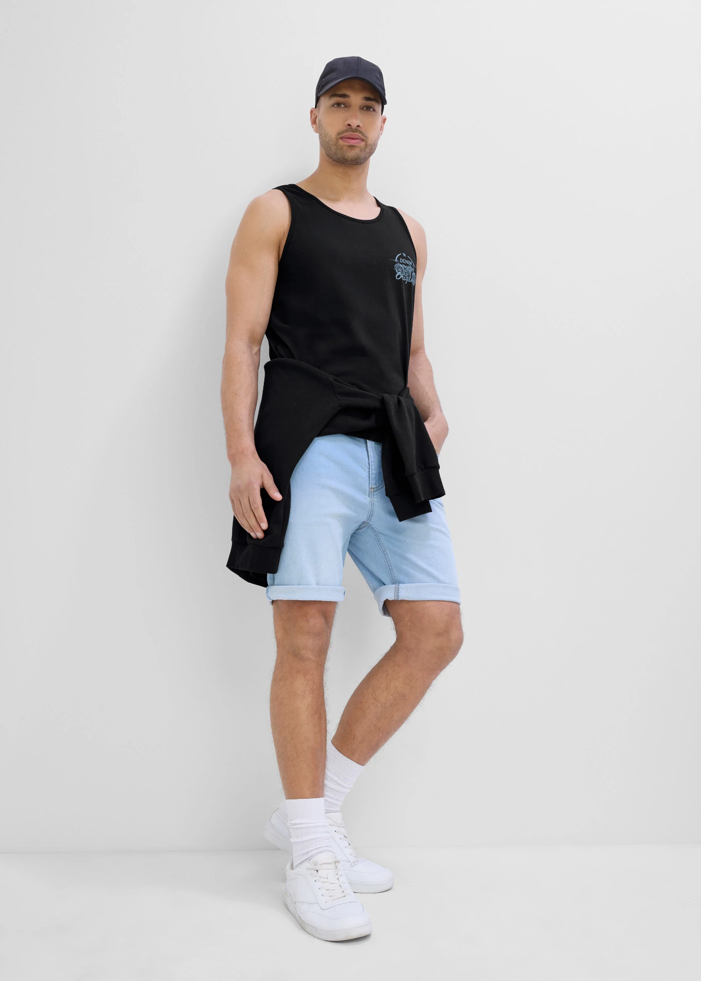 Maiou sport  (set/3 buc.) • negru+gri-verde+albastru fumuriu cu imprimeu • magazin bonprix