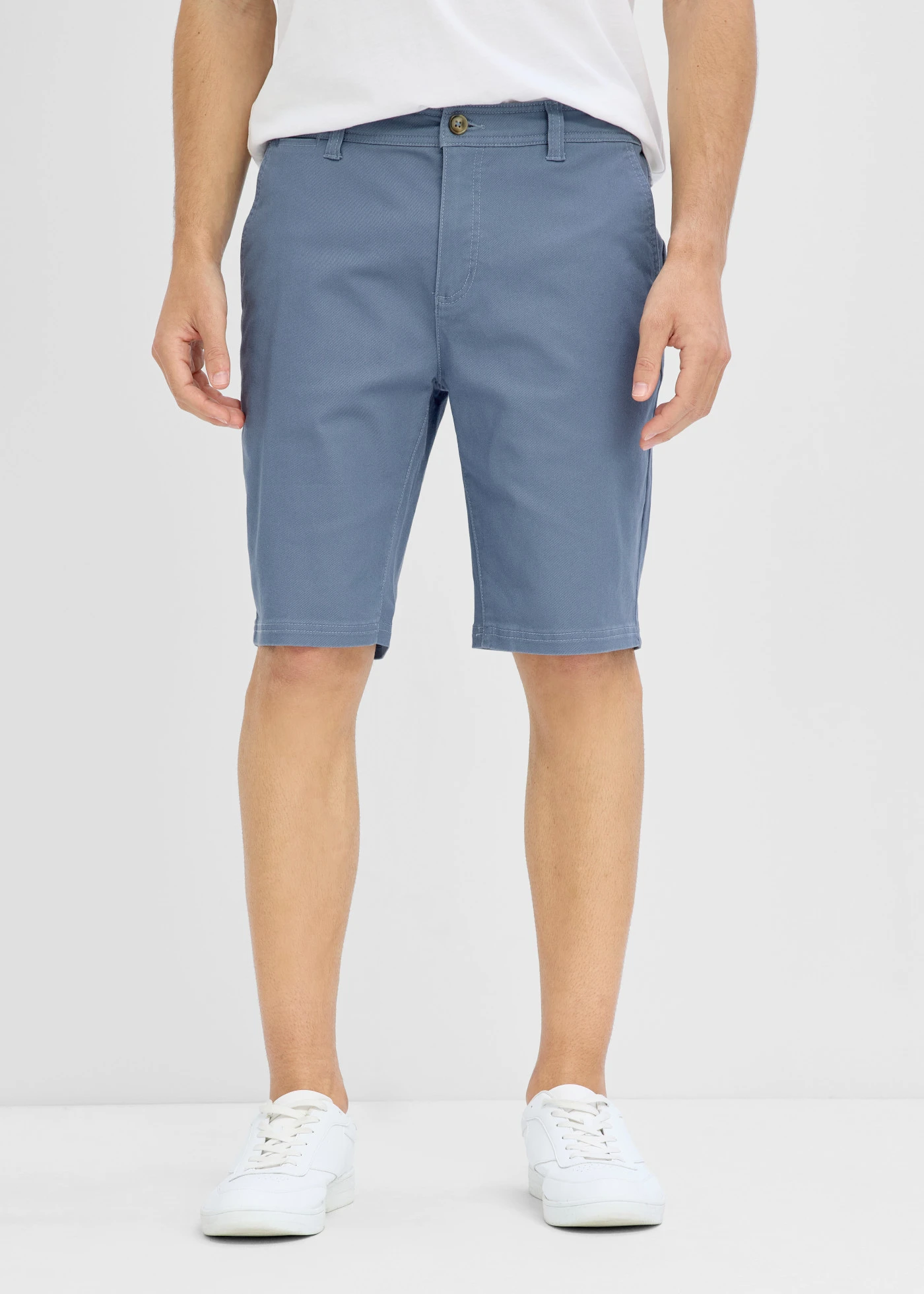 Stretchbermuda met elastische tailleband, regular fit • rookblauw • product-page.page-title-suffix