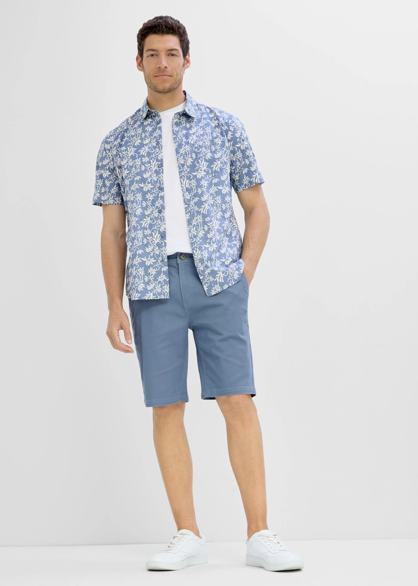 Bermuda extensible regular • bleu fumé • product-page.page-title-suffix