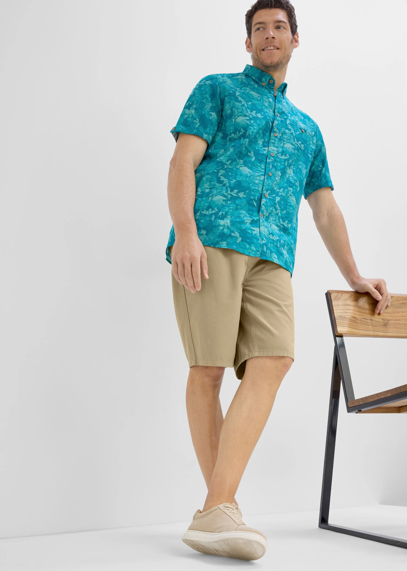 Bermudy z gumką w talii, z czystej bawełny, regular fit • khaki • sklep bonprix