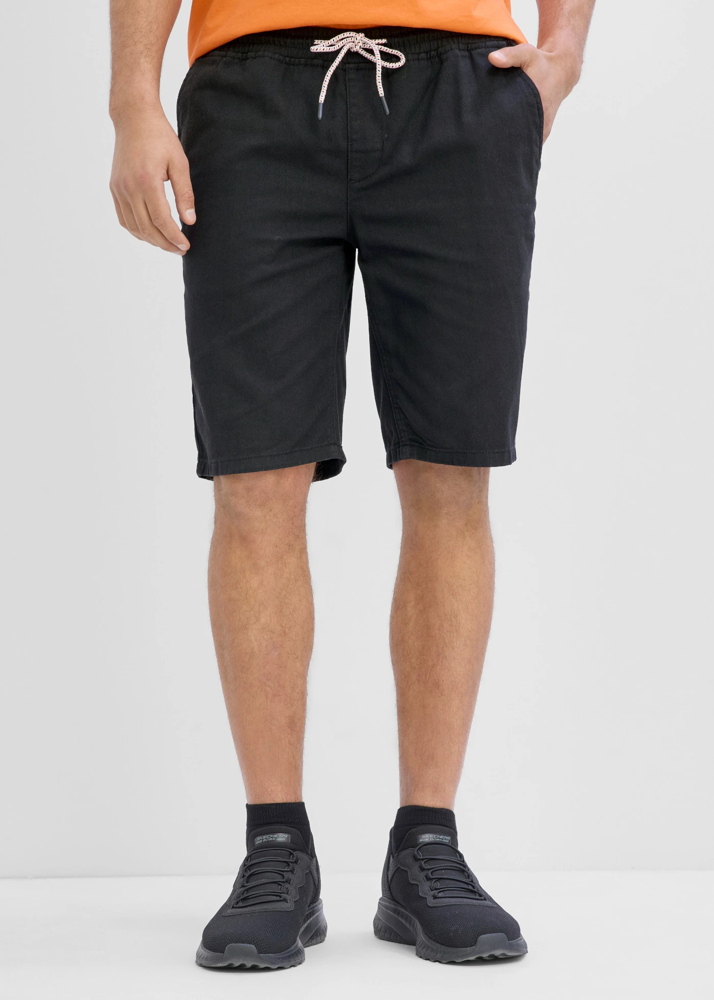 Bermuda 100% coton à taille élastiquée, regular • noir • product-page.page-title-suffix