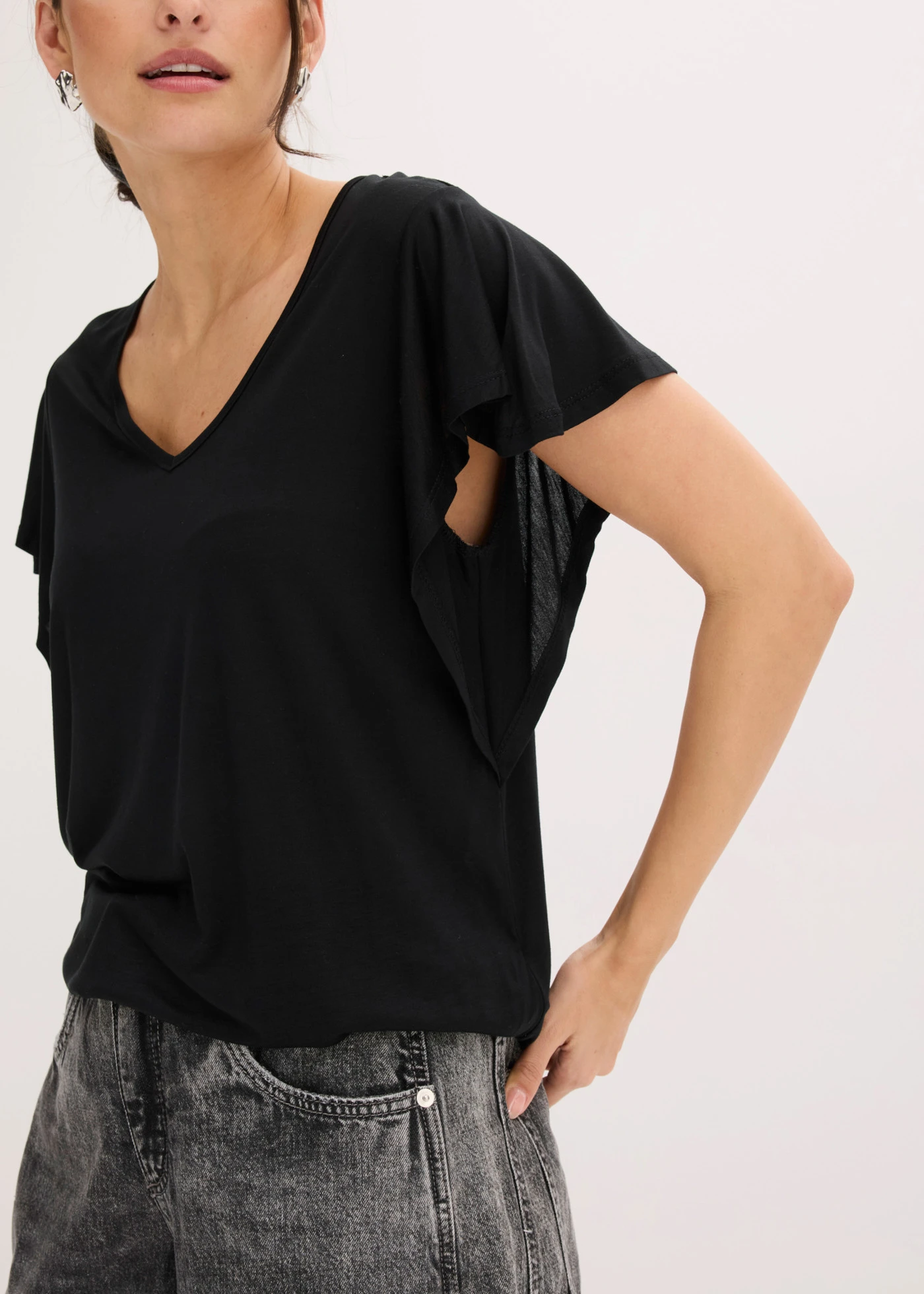 Shirt van zacht viscose • zwart • bonprix online shop