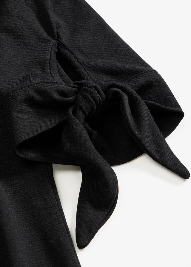 T-shirt col Bardot à détail nœud • noir • product-page.page-title-suffix