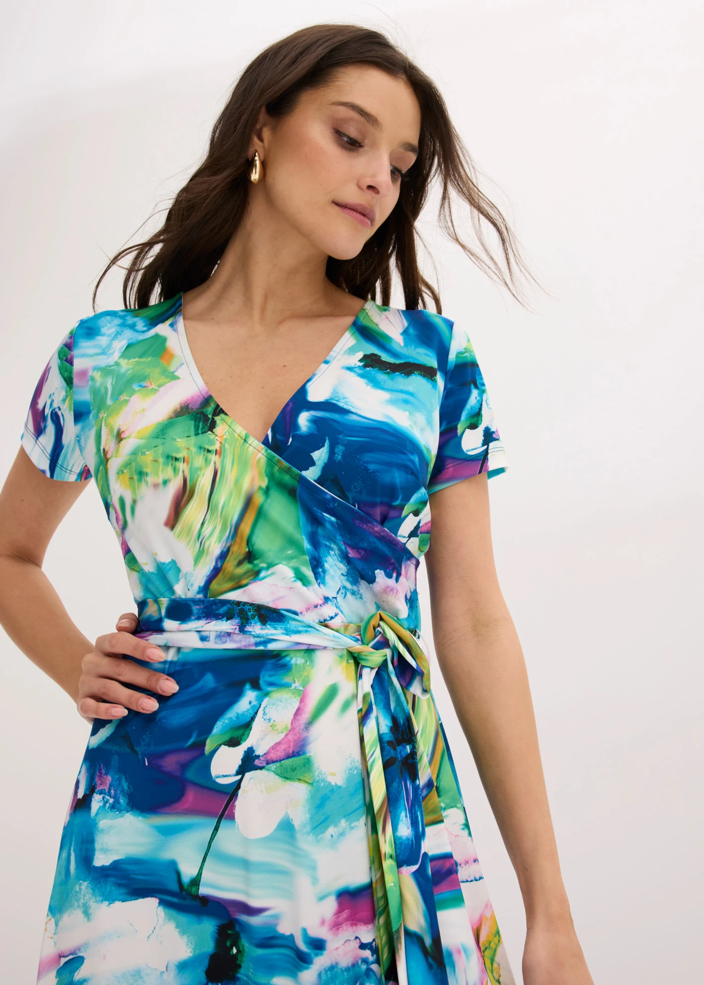 Sukienka maxi • niebiesko-zielony w kwiaty • sklep bonprix