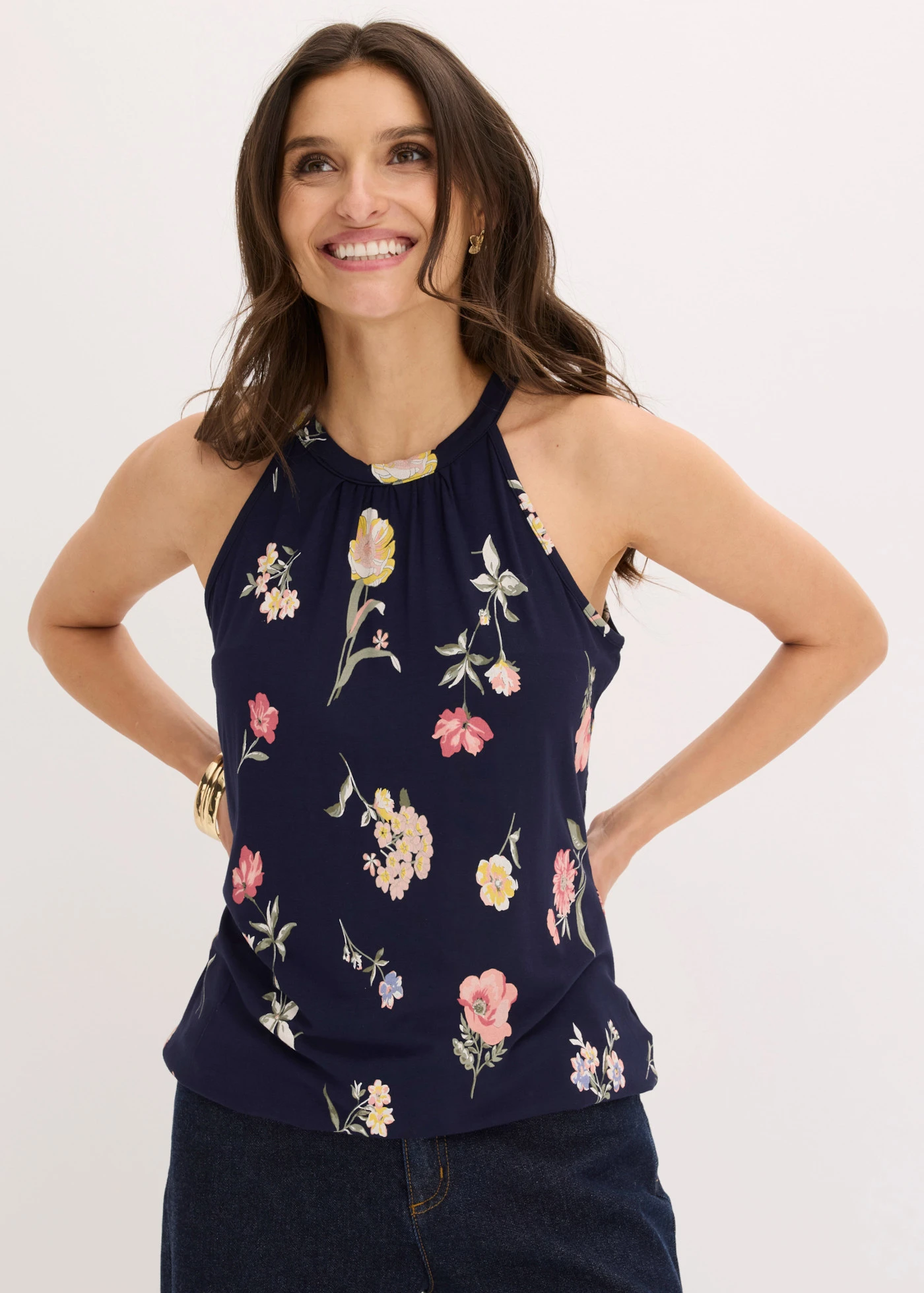 Gedessineerde top  met viscose • blauw gebloemd • bonprix online shop