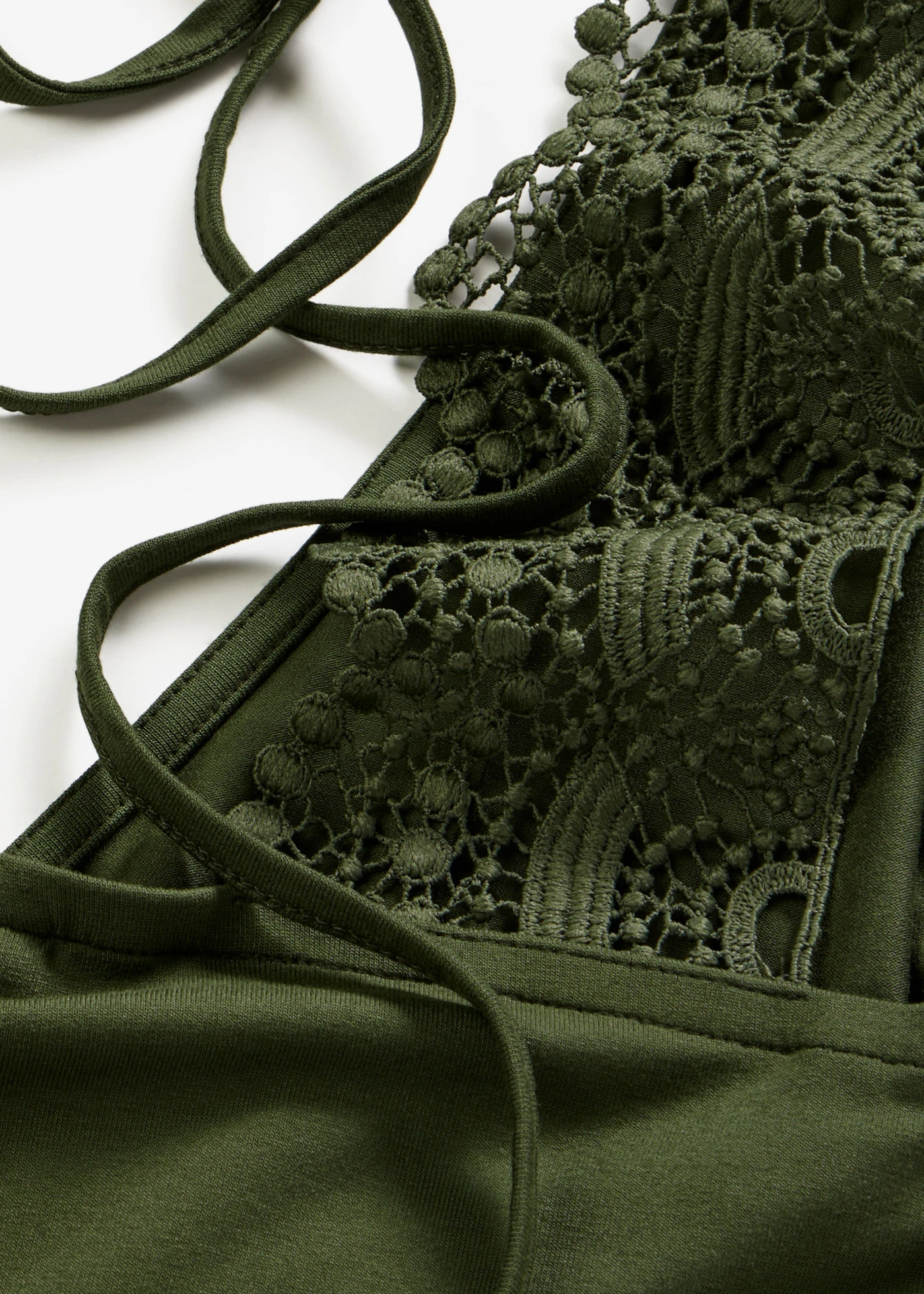 Jersey jurk van een viscosemix • olijfgroen • bonprix online shop