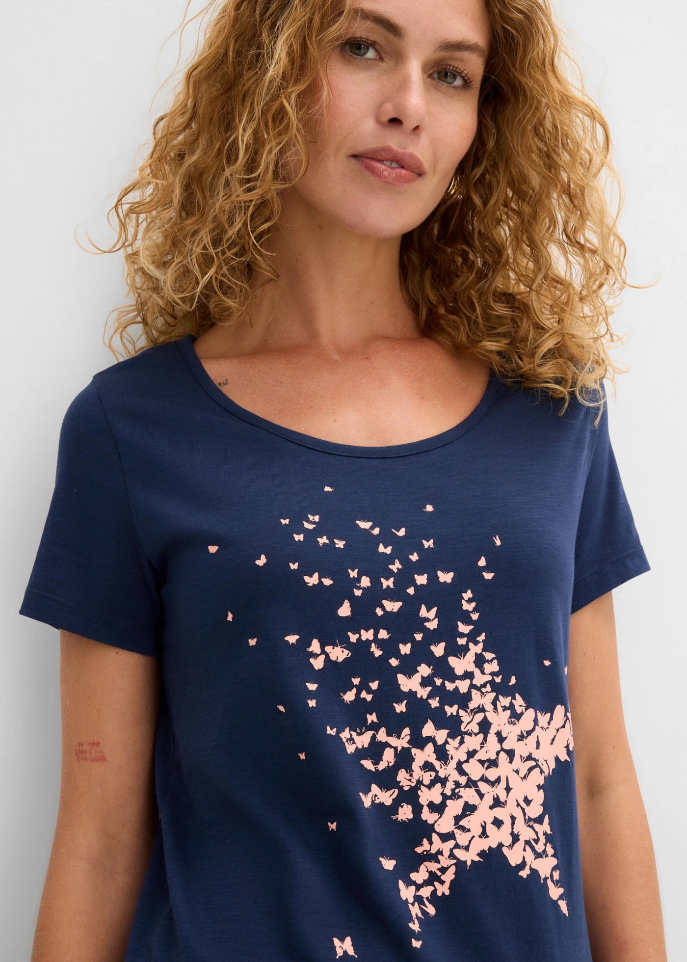 Shirt van slub garen, korte mouw • donkerblauw • bonprix online shop