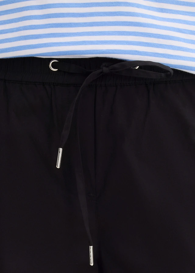 Pantalon 3/4 avec cordon à nouer • noir • product-page.page-title-suffix