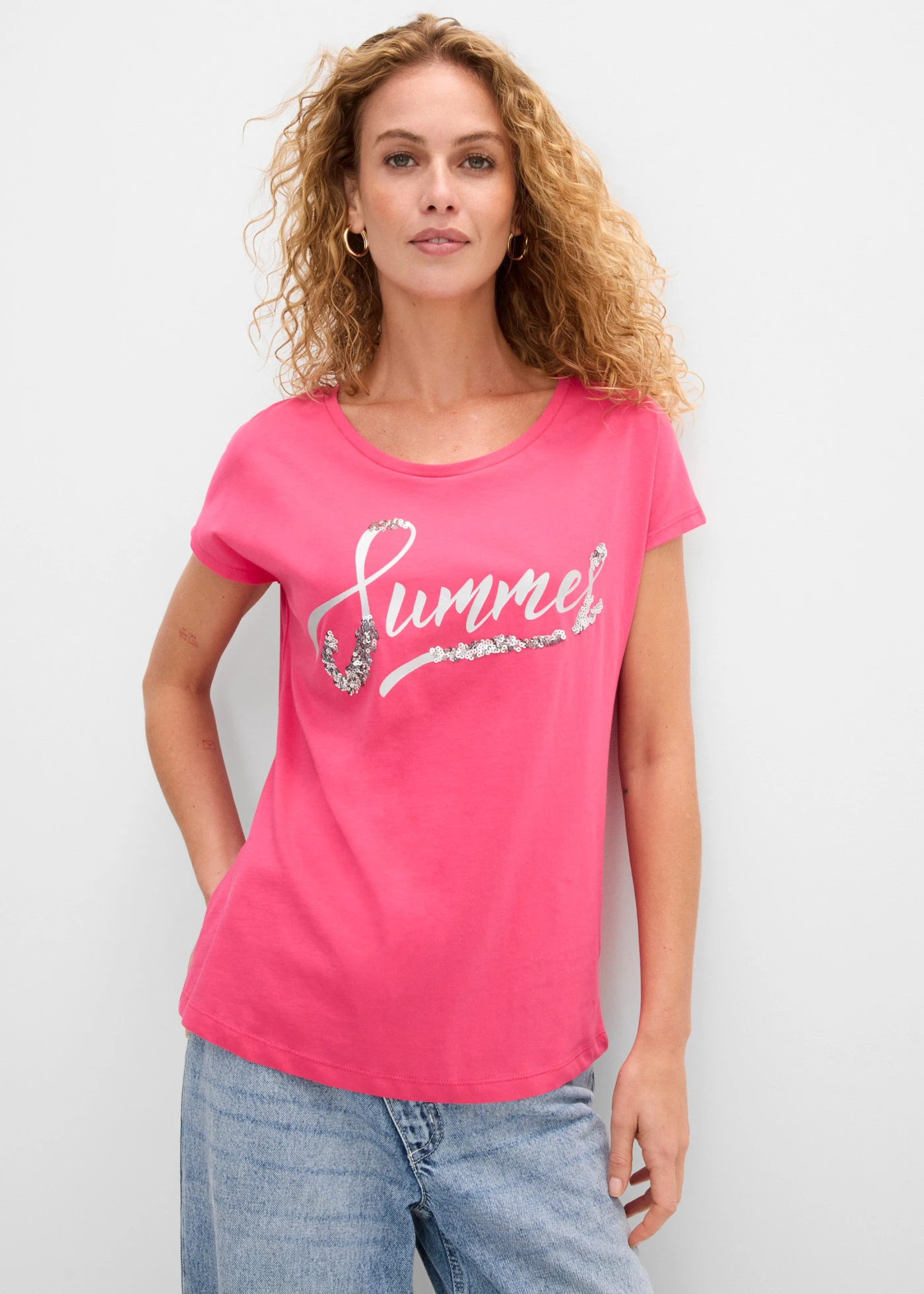 T-shirt avec inscription à sequins • fuchsia/imprimé argenté • Boutique bonprix