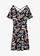 Térdig érő dzsörzé ruha A-fazonban, szín: fekete/virágmintás