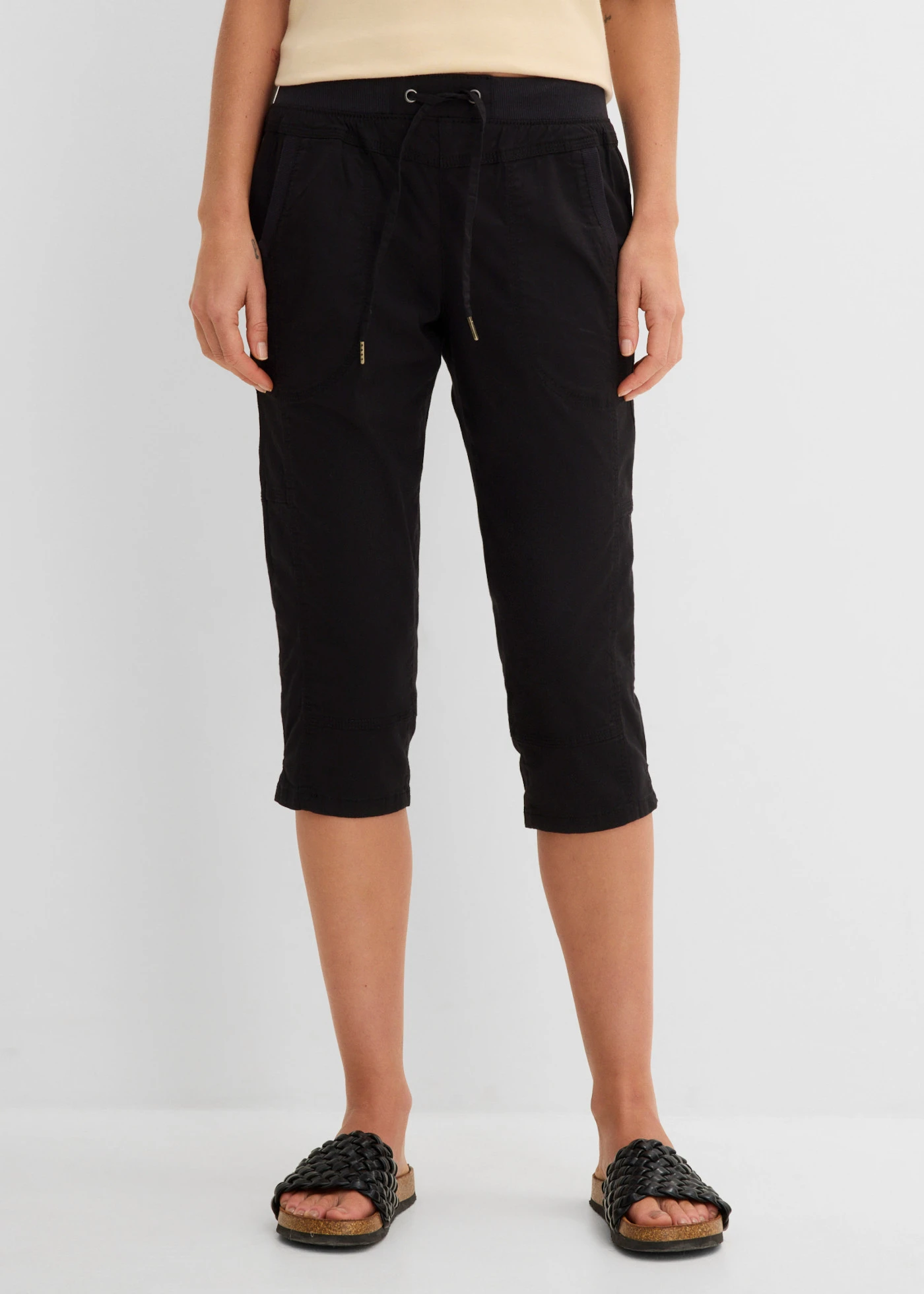 Pantalon corsaire avec lien à nouer • noir • Boutique bonprix