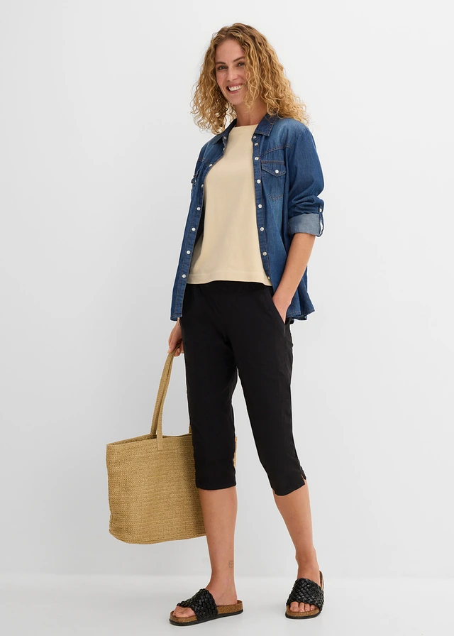 Pantaloni capri cu bentiţă negru