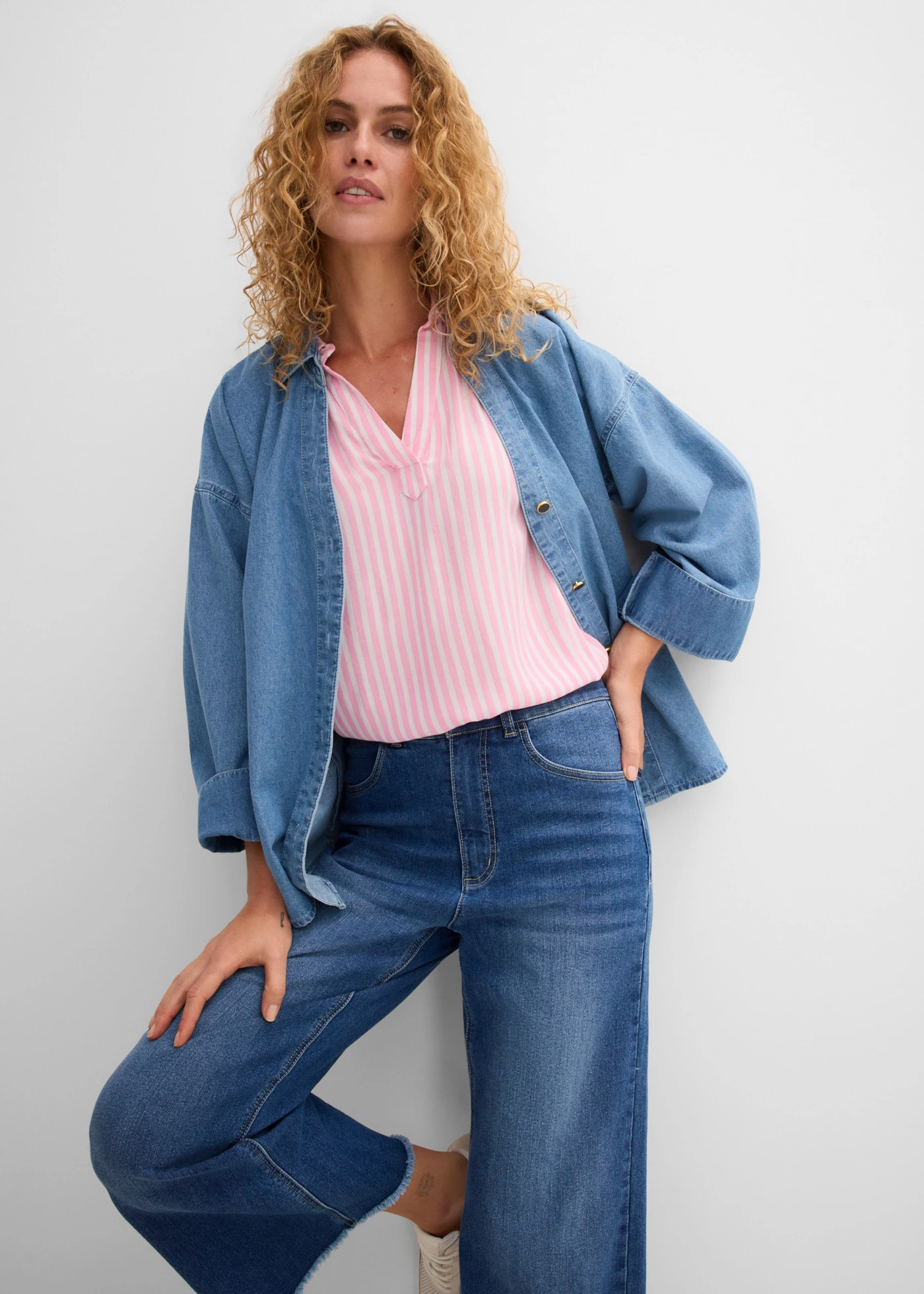 Blouse van soepele viscose, korte mouw • roze-wit gestreept • bonprix online shop