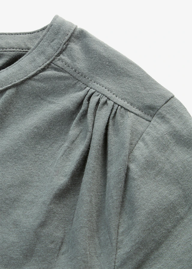 T-shirt à encolure originale • vert eucalyptus • product-page.page-title-suffix