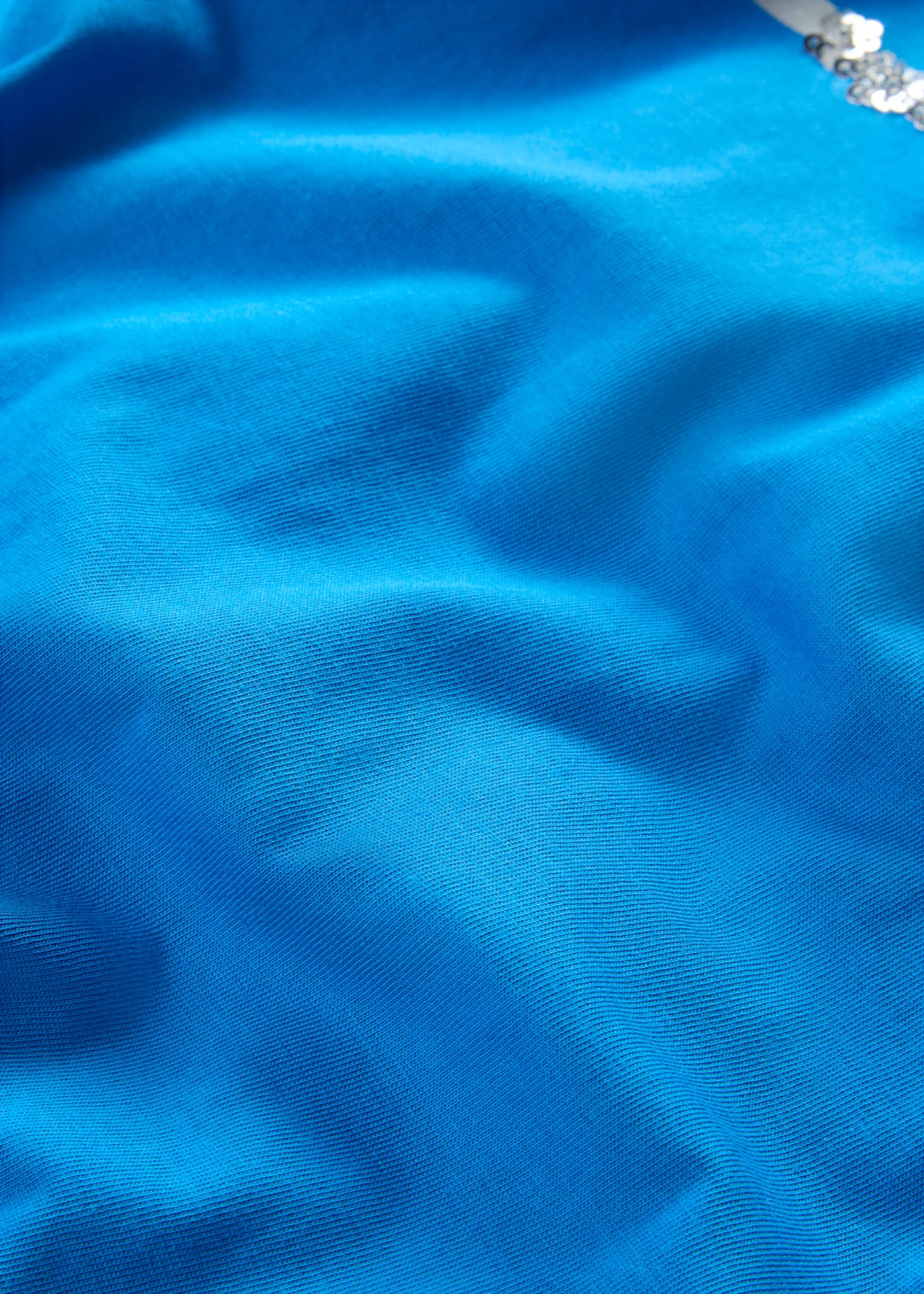 T-shirt avec inscription à sequins • bleu océan/imprimé argenté • Boutique bonprix