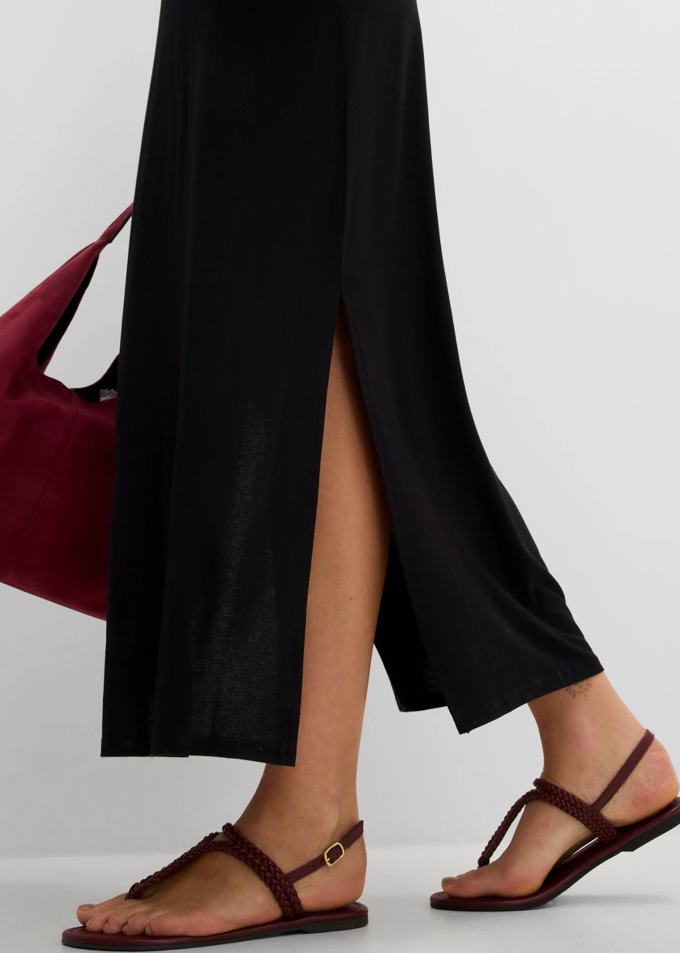 Jersey jurk van een soepele viscose-elastanmix • zwart • bonprix online shop