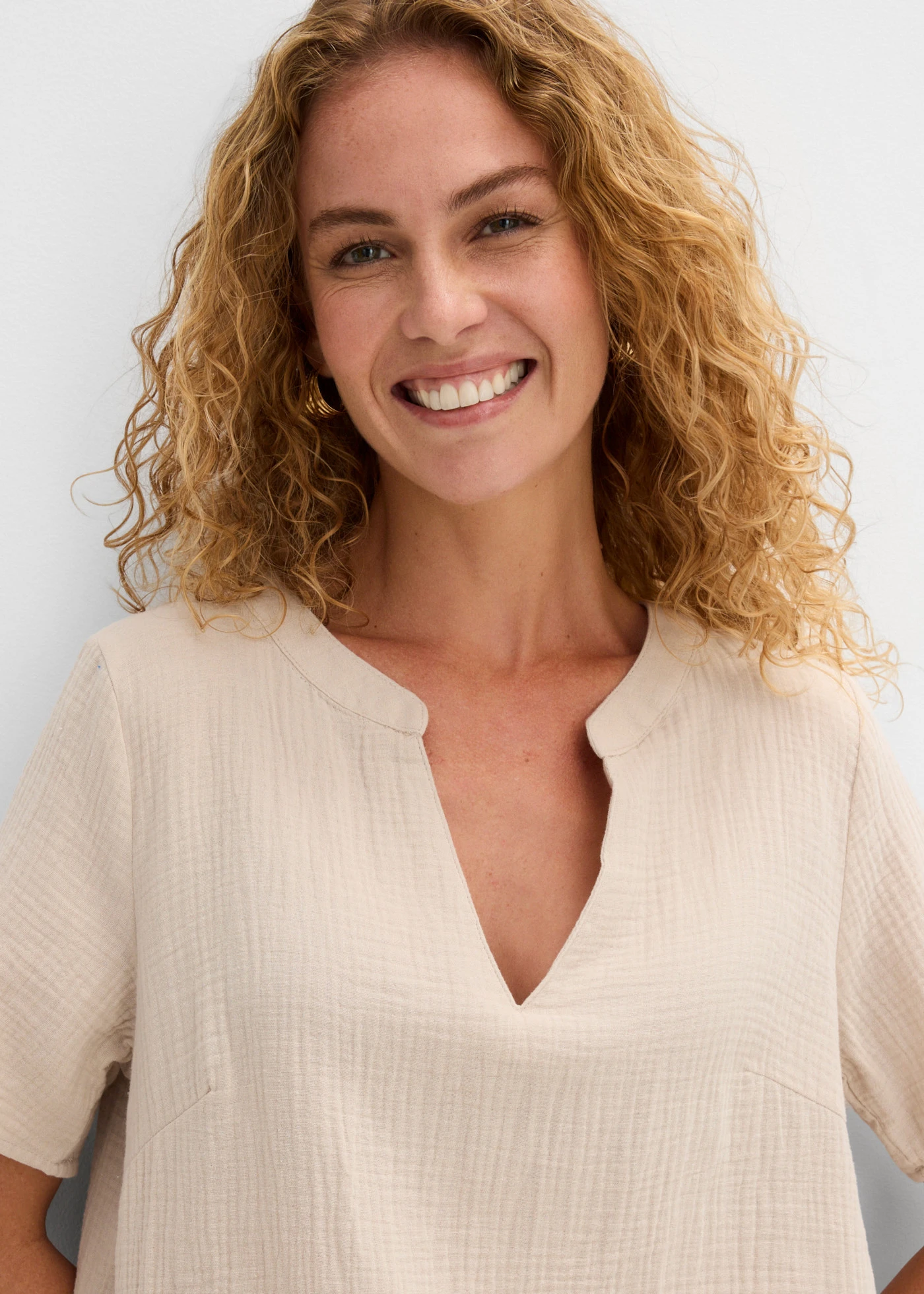 Lange tuniek van mousseline, korte mouw • steengrijs • bonprix online shop