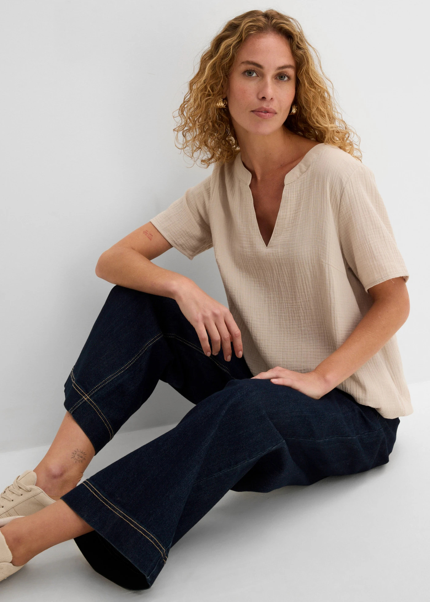 Lange tuniek van mousseline, korte mouw • steengrijs • bonprix online shop