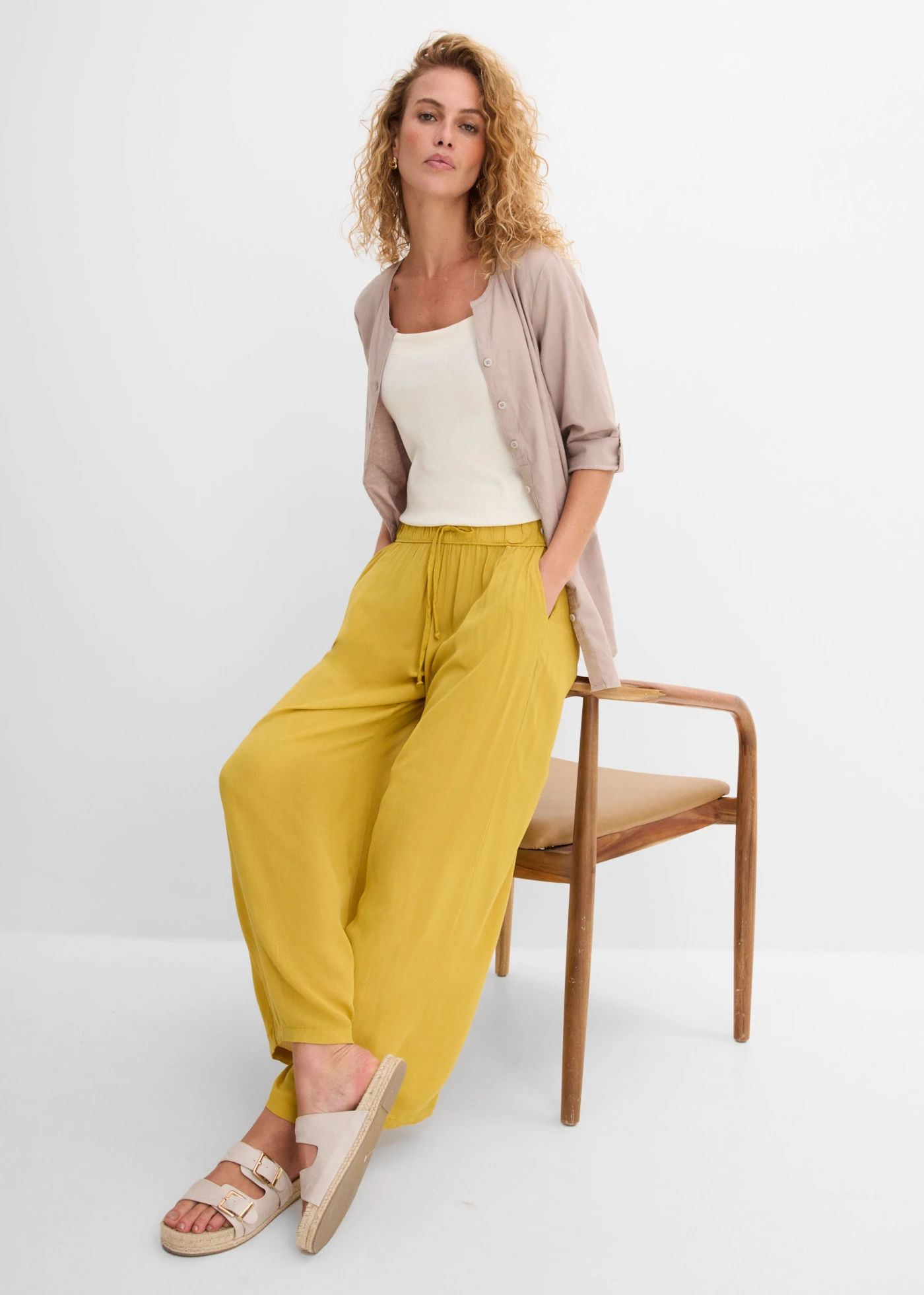 Wijde broek van soepele viscose • donkergeel • bonprix online shop