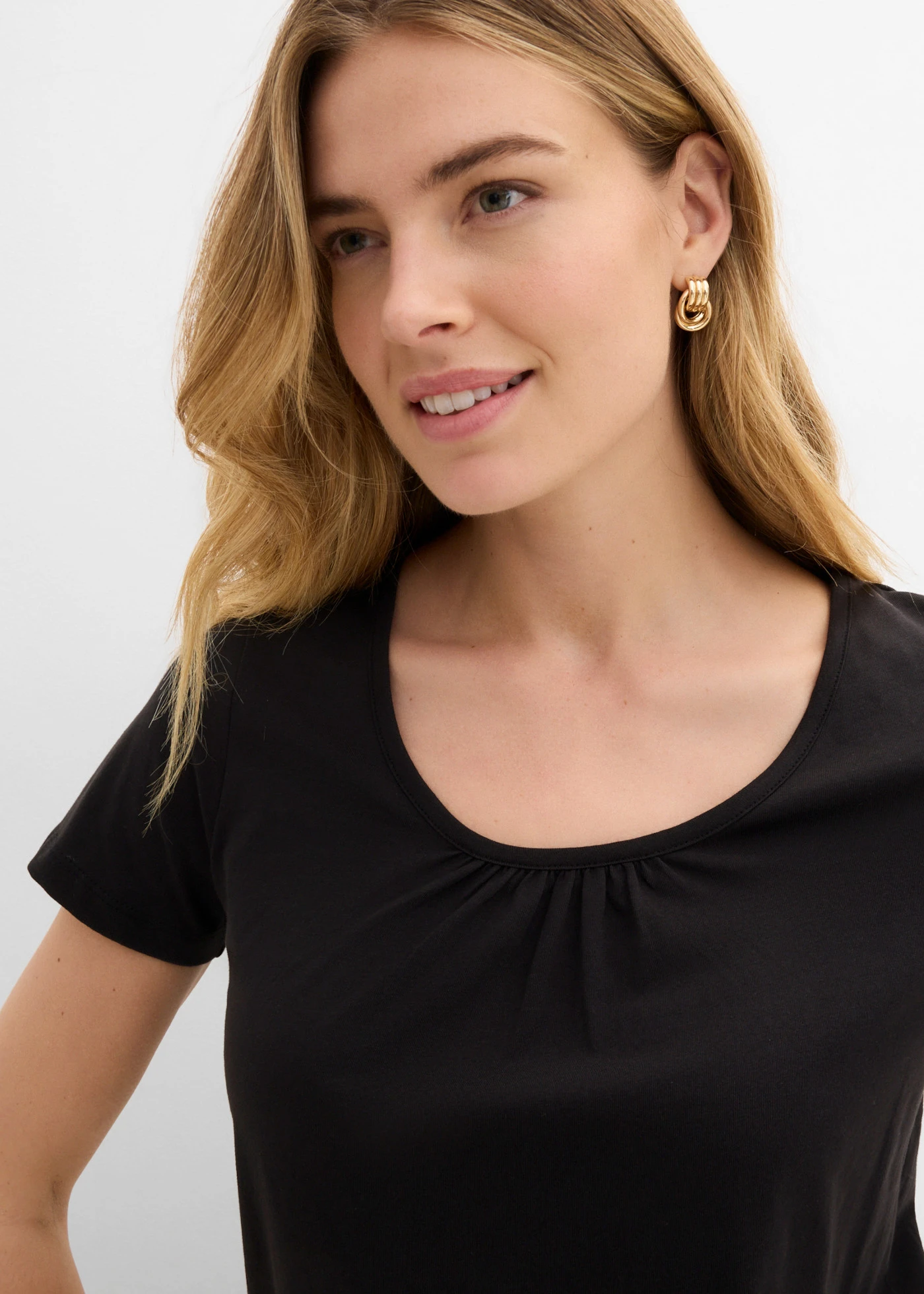 Bluză cu mâneci scurte, 100% din bumbac • negru • magazin bonprix