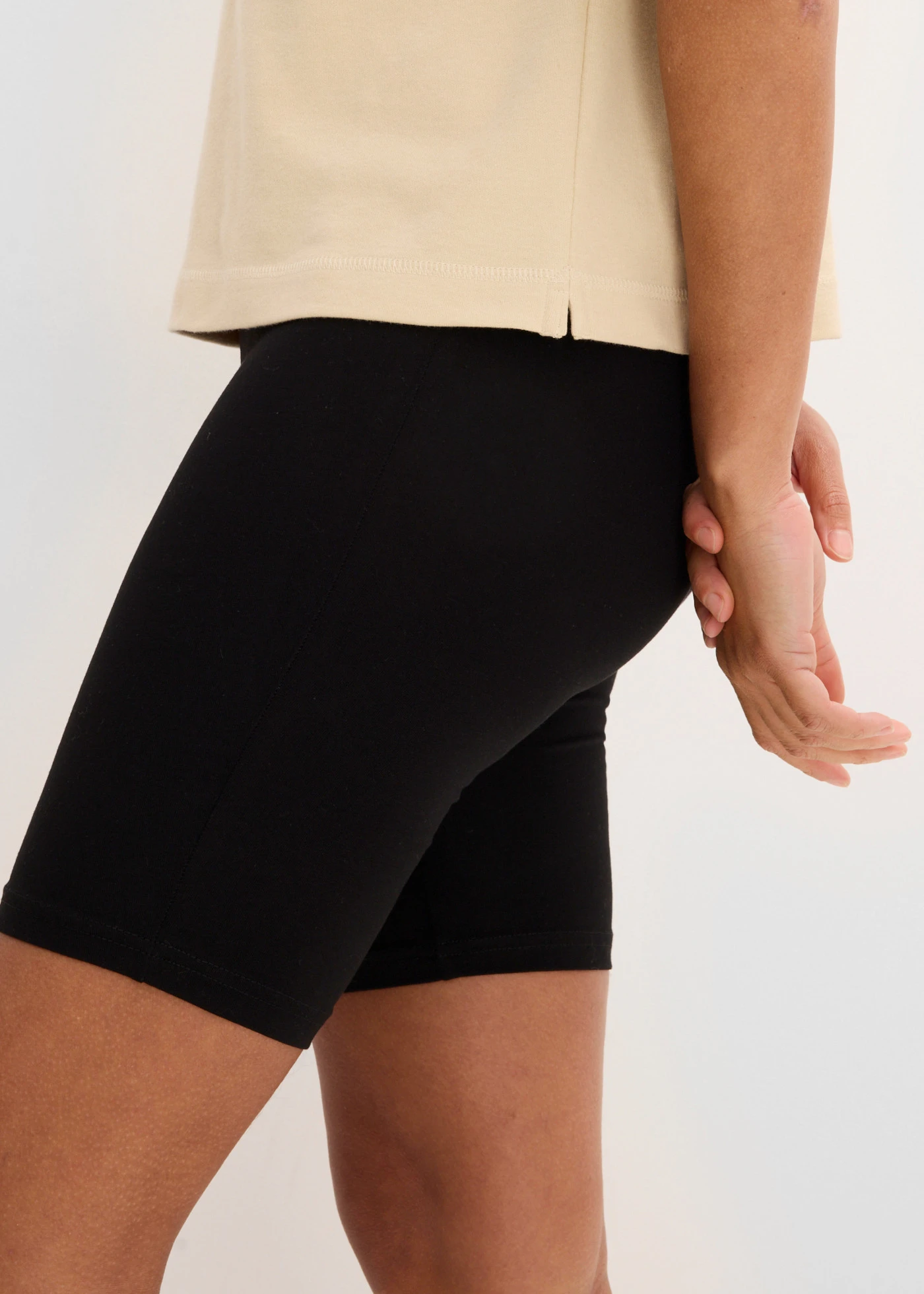 Colanți scurți (set/2 buc.) • alb-negru • magazin bonprix