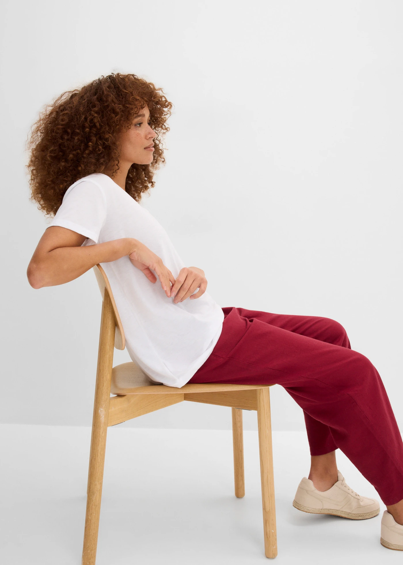 T-shirt met V-hals • wit • bonprix online shop