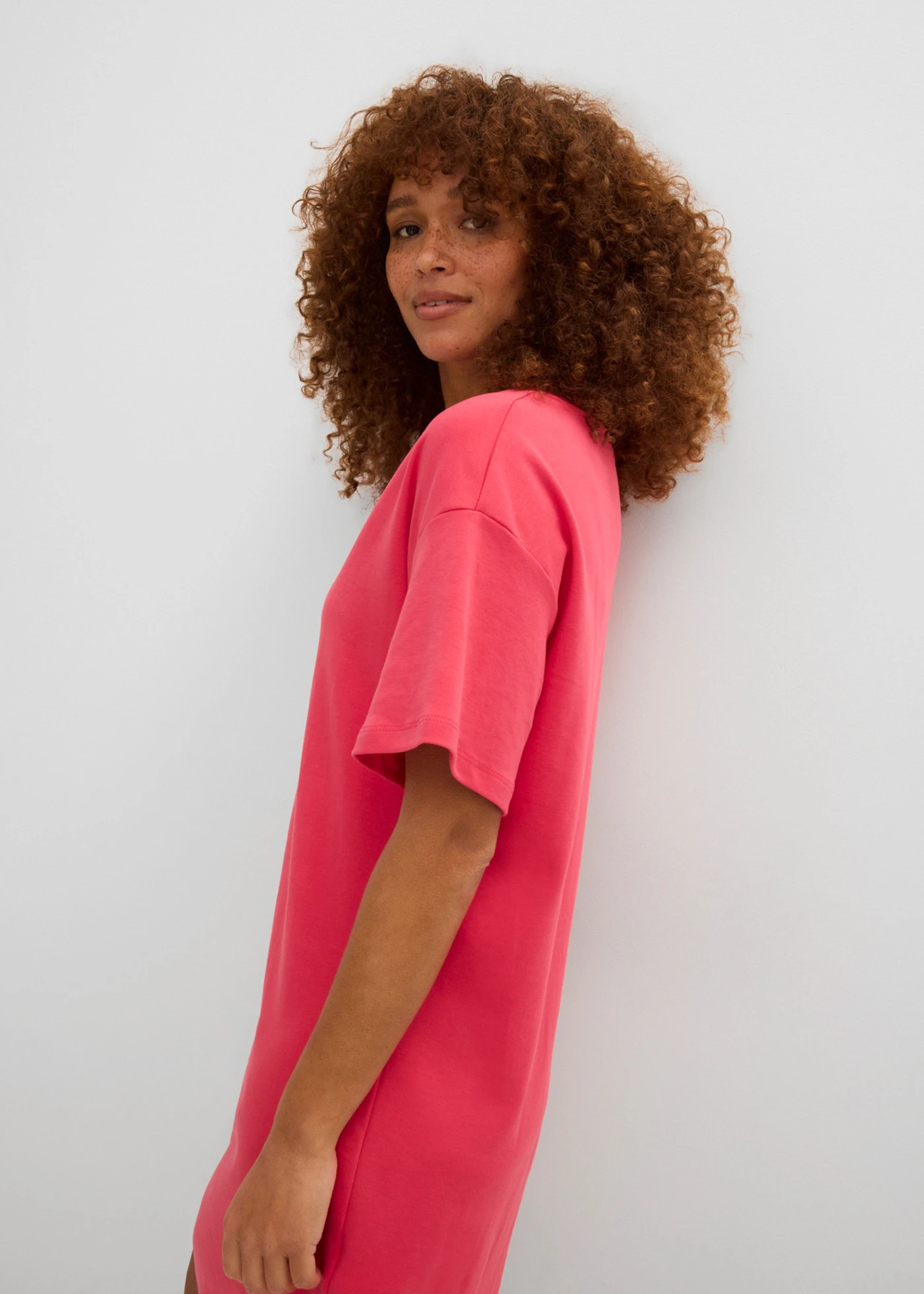 Shirtjurk met V-hals, oversized (set van 2) • hibiscuspink+zwart • bonprix online shop