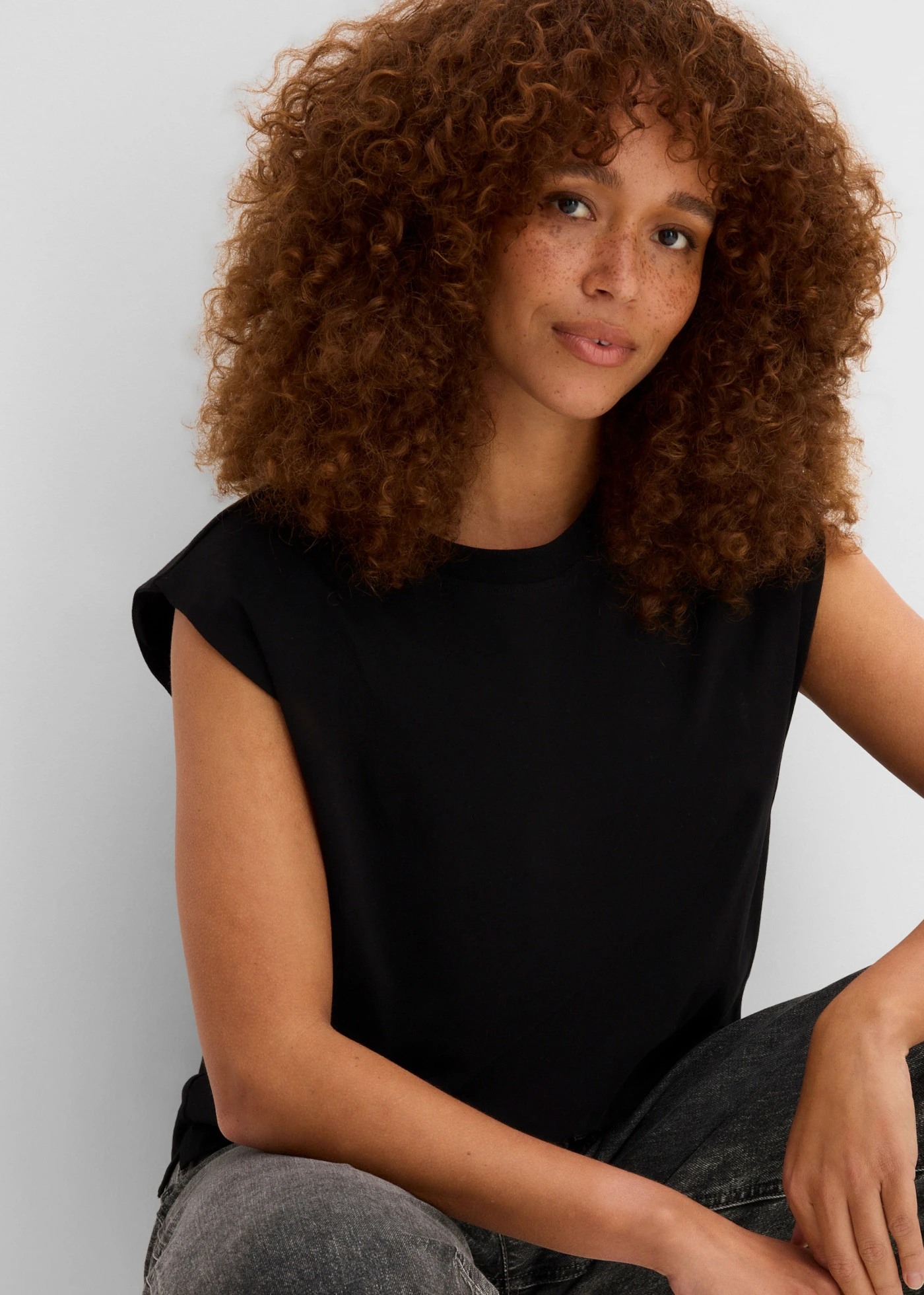 Bluză oversize din bumbac organic 100% • negru • magazin bonprix