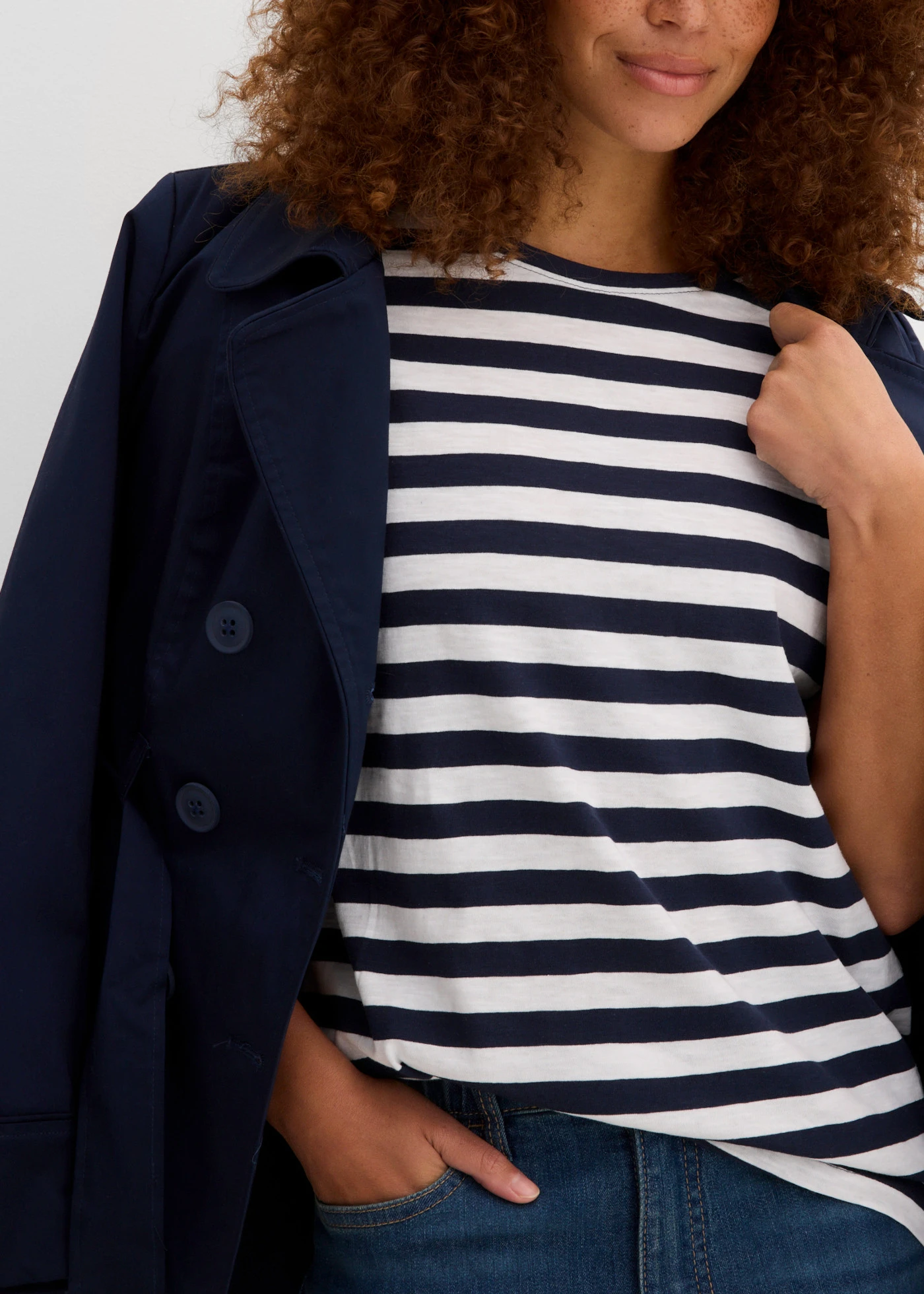 Lot de 2 T-shirts col rond en coton • blanc/bleu foncé rayé • Boutique bonprix