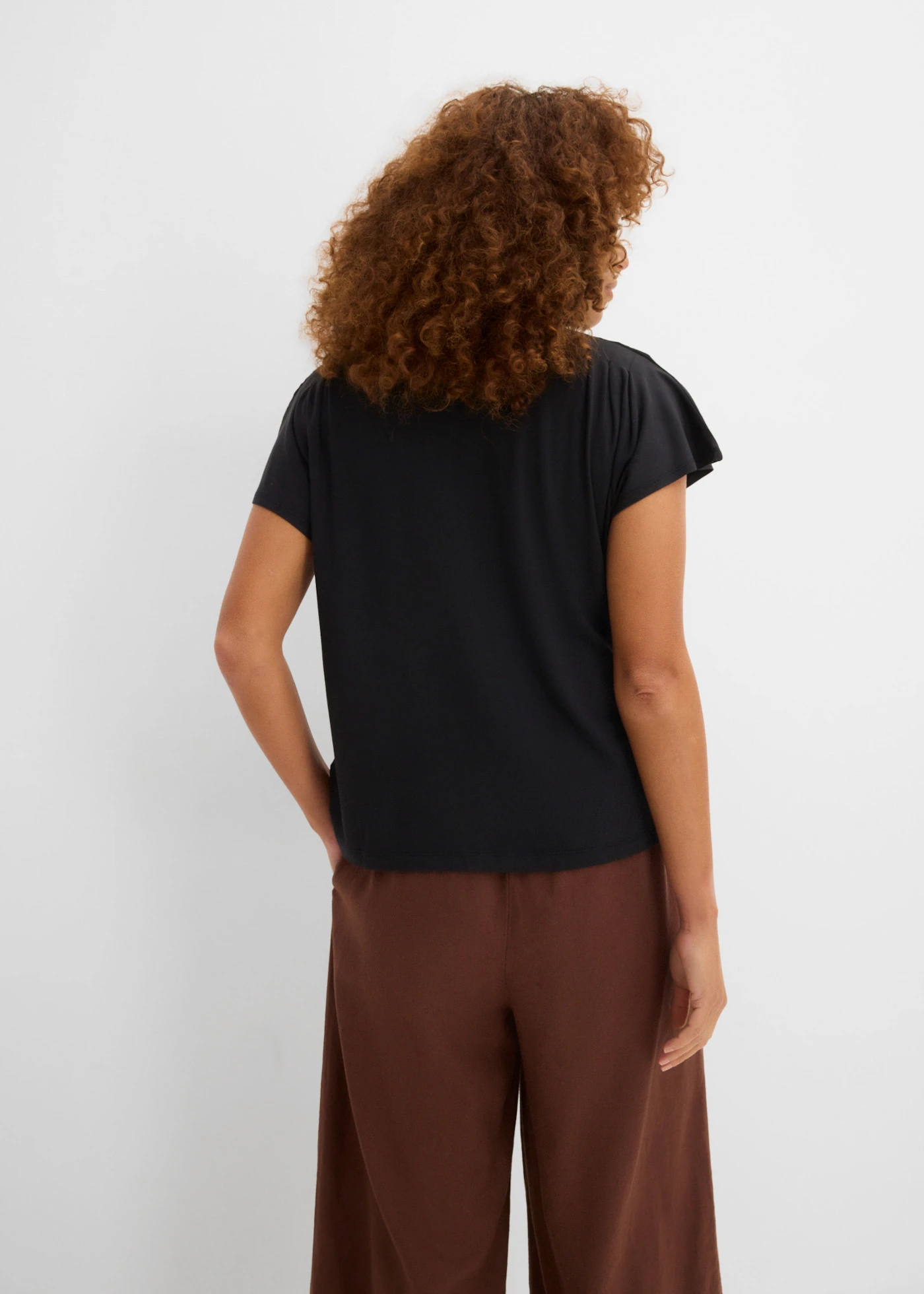 T-shirt met plooitjes • zwart • bonprix online shop