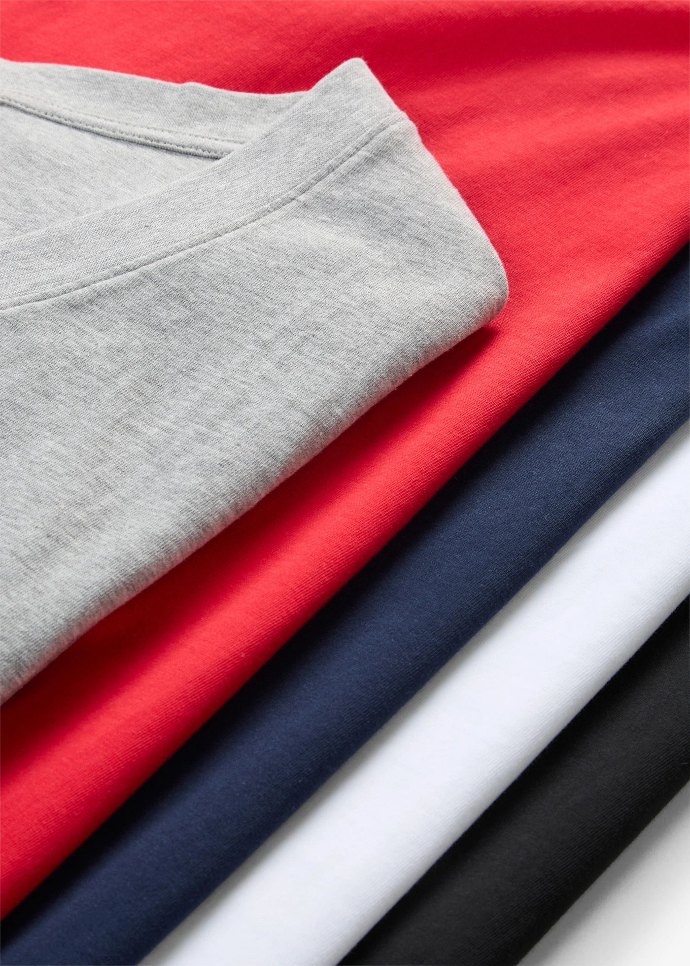 Wijd longshirt met V-hals, korte mouw  (set van 5) • aardbeirood + zwart + wit + lichtgrijs gemêleerd + donkerblauw • bonprix online shop