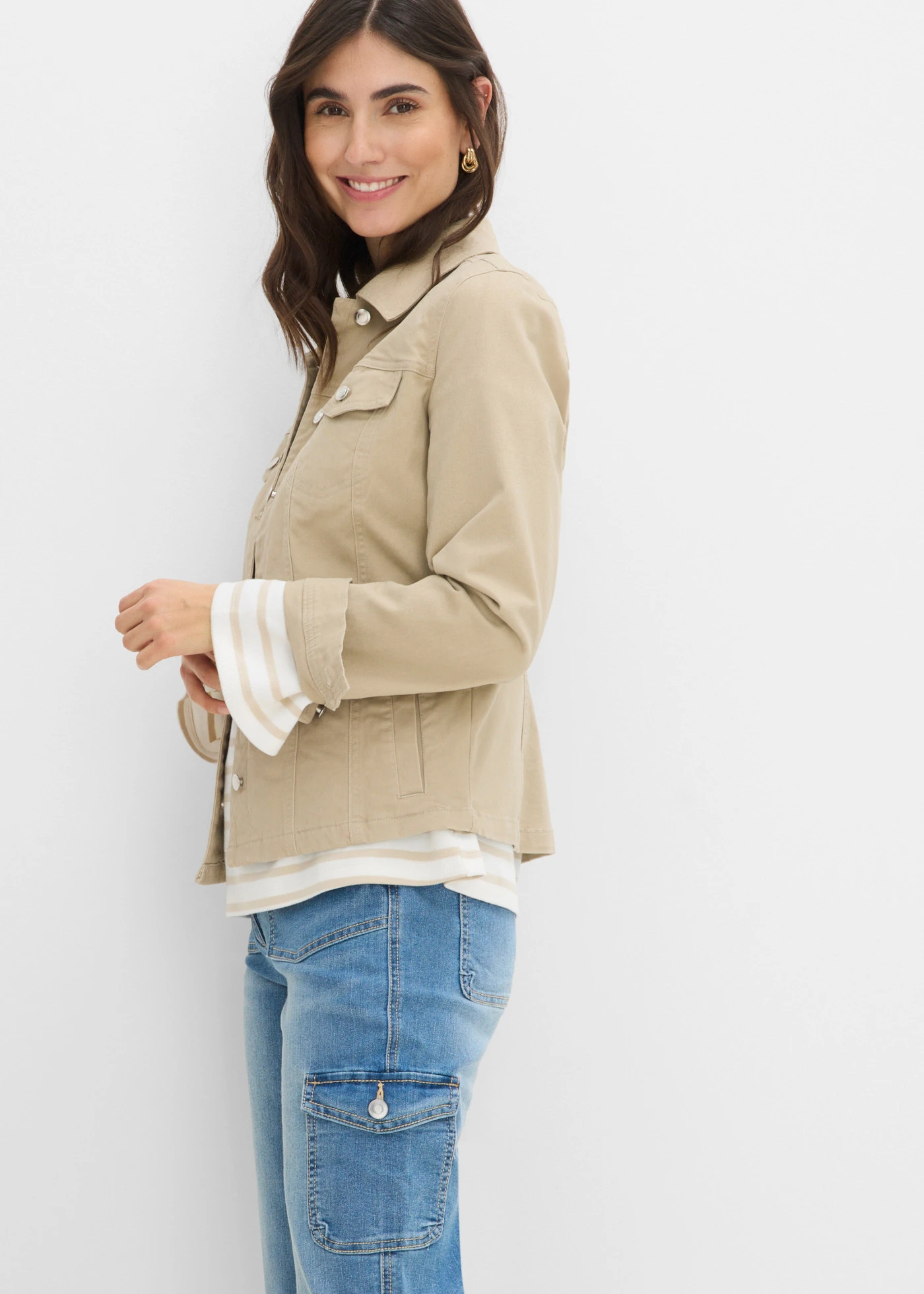 Stretch cargo jeans, mid waist • ijsblauw denim • bonprix online shop