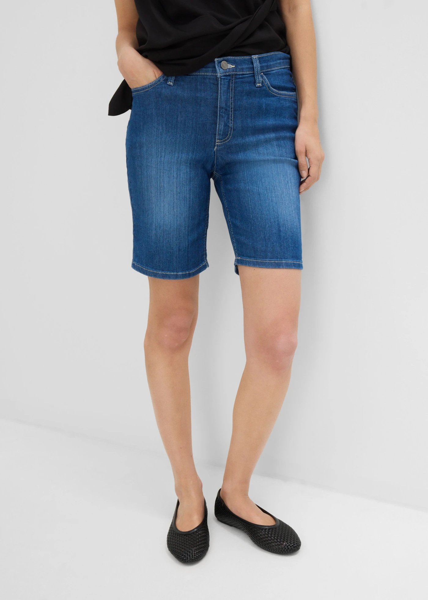 Džínové bermudy, Mid Waist • modrý denim used • bonprix obchod