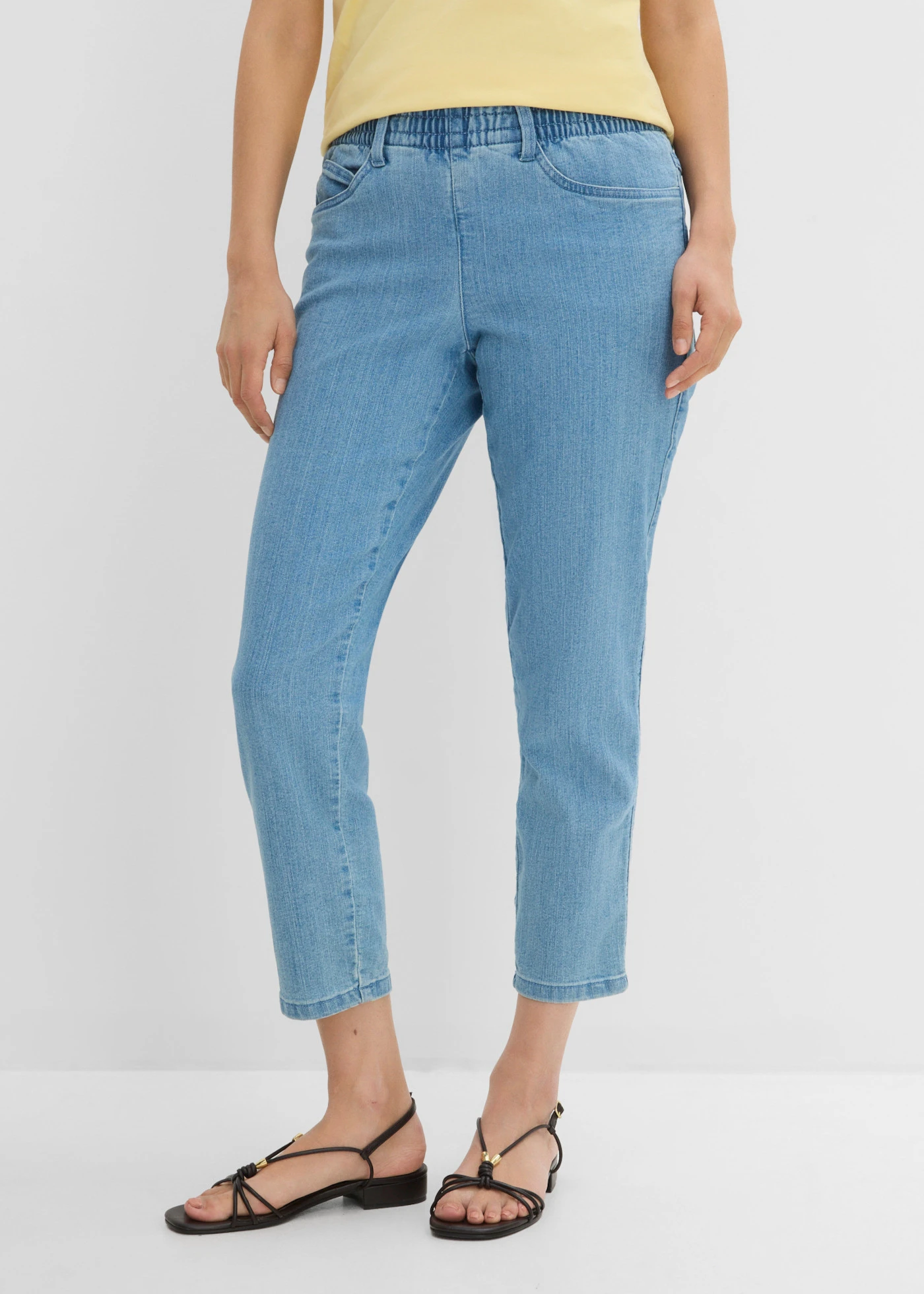 Lot de 2 pantalons 7/8 droits, taille mi-haute élastiquée • blanc+bleu clair denim • Boutique bonprix