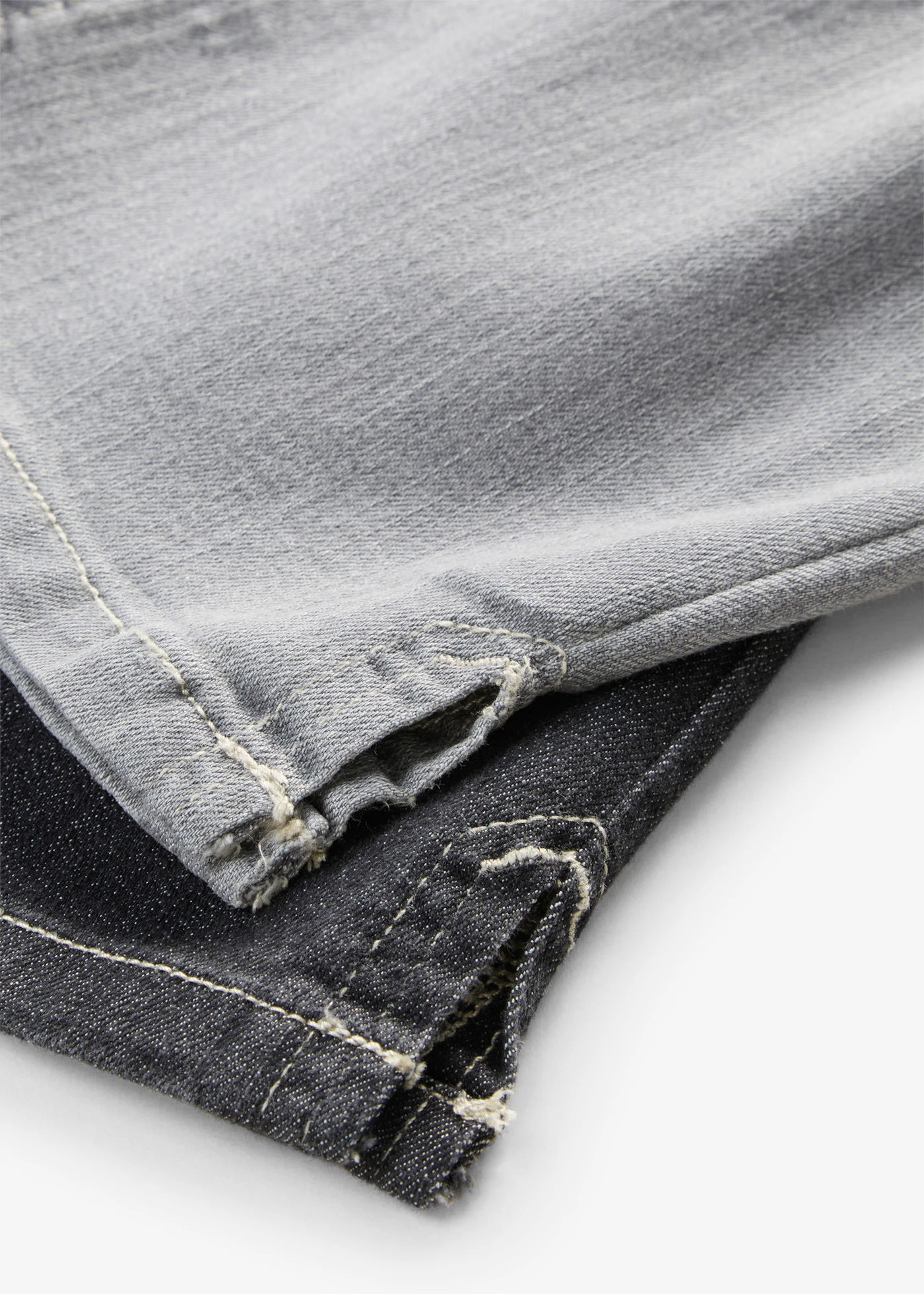 Capri jeans (set van 2) • lichtgrijs+zwart used • bonprix online shop