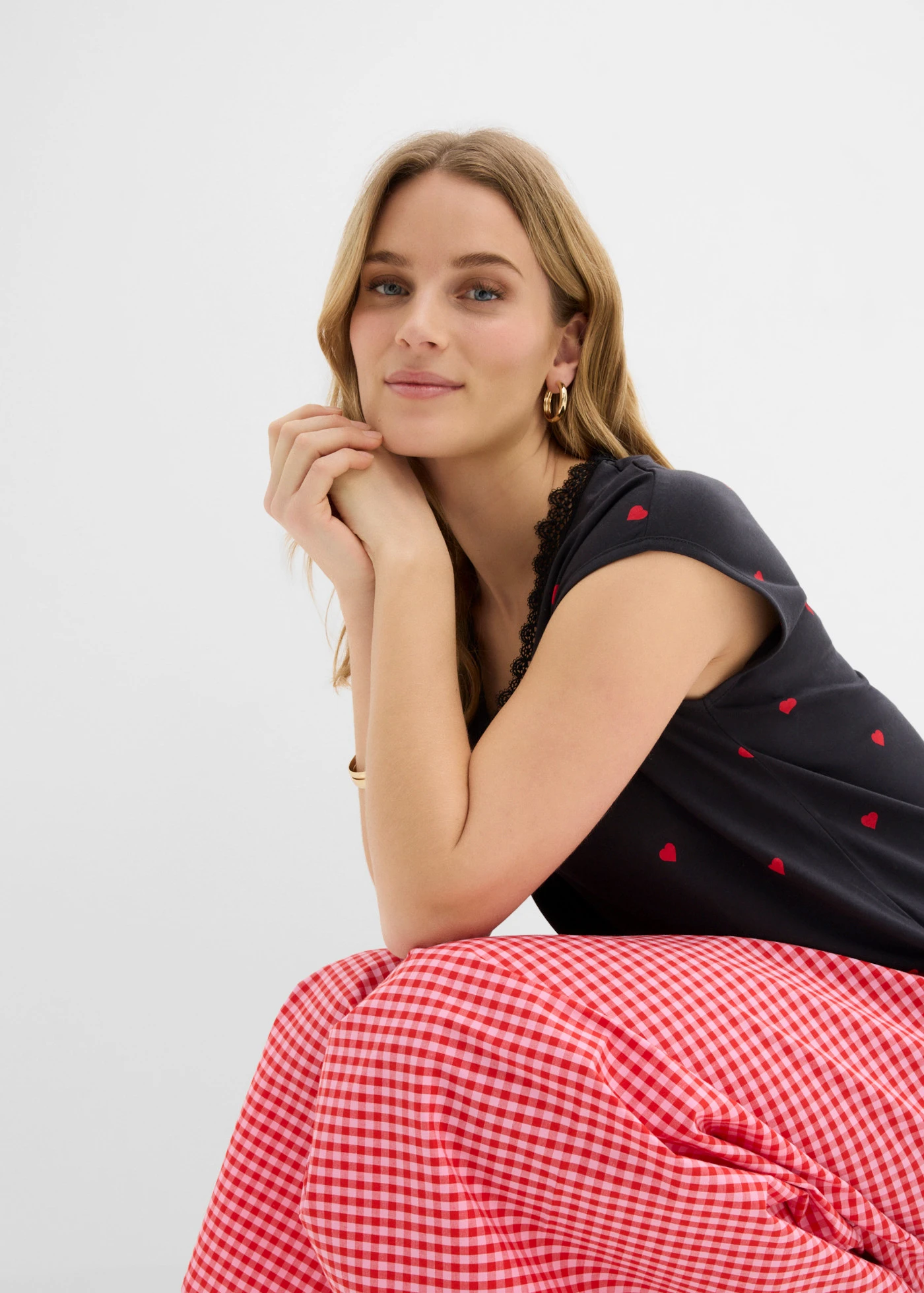 Bluză din bumbac 100% • negru cu imprimeu • magazin bonprix